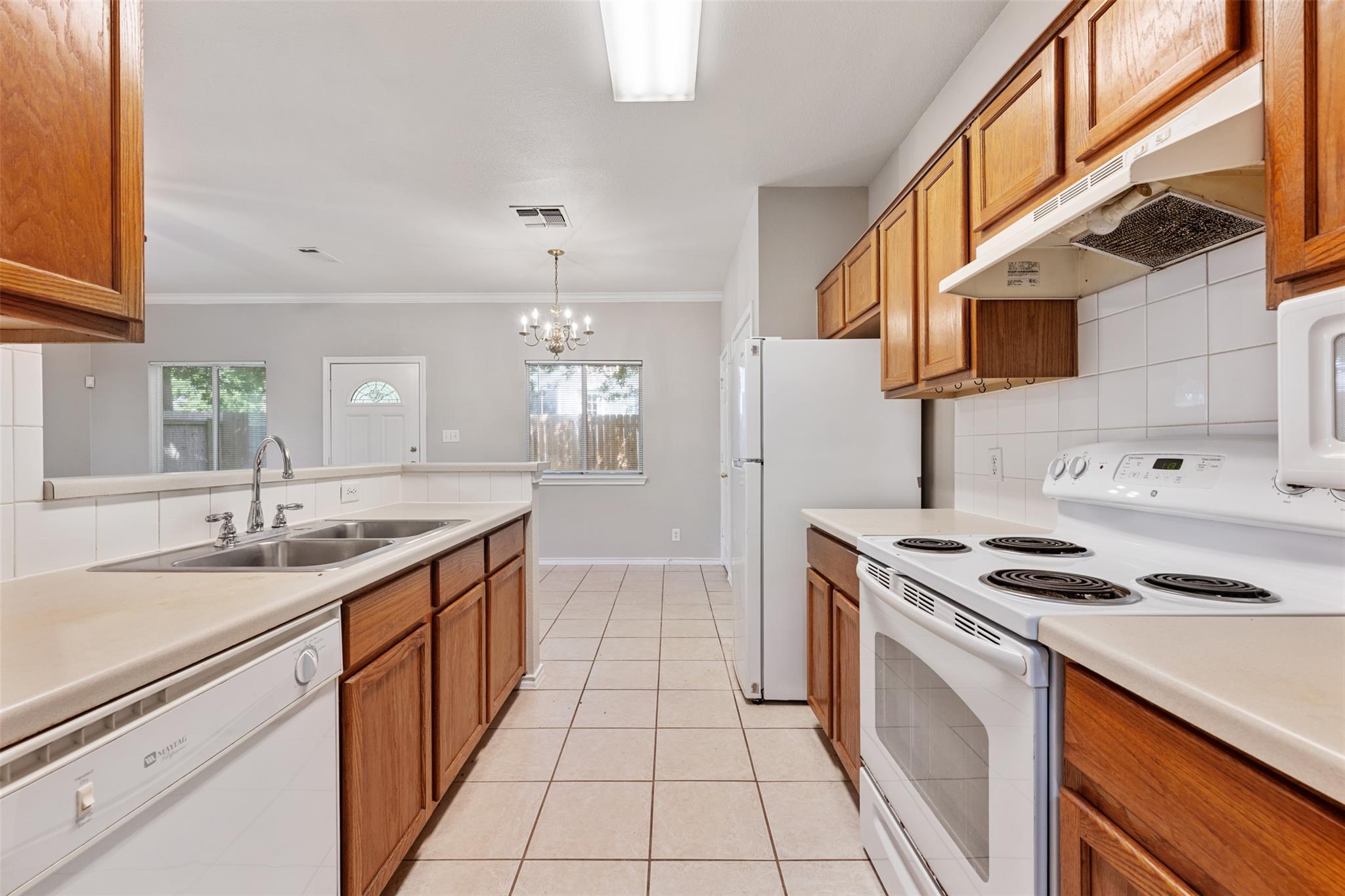 1720 Constantino Cir #a Property Photo 18