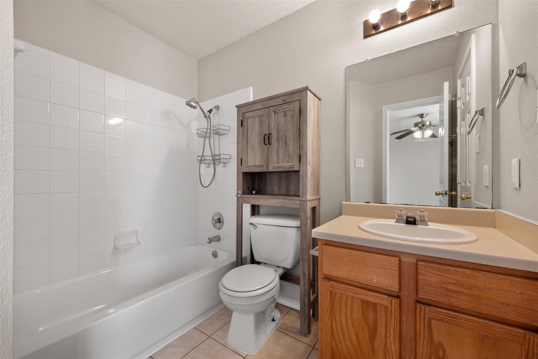1720 Constantino Cir #a Property Photo 26