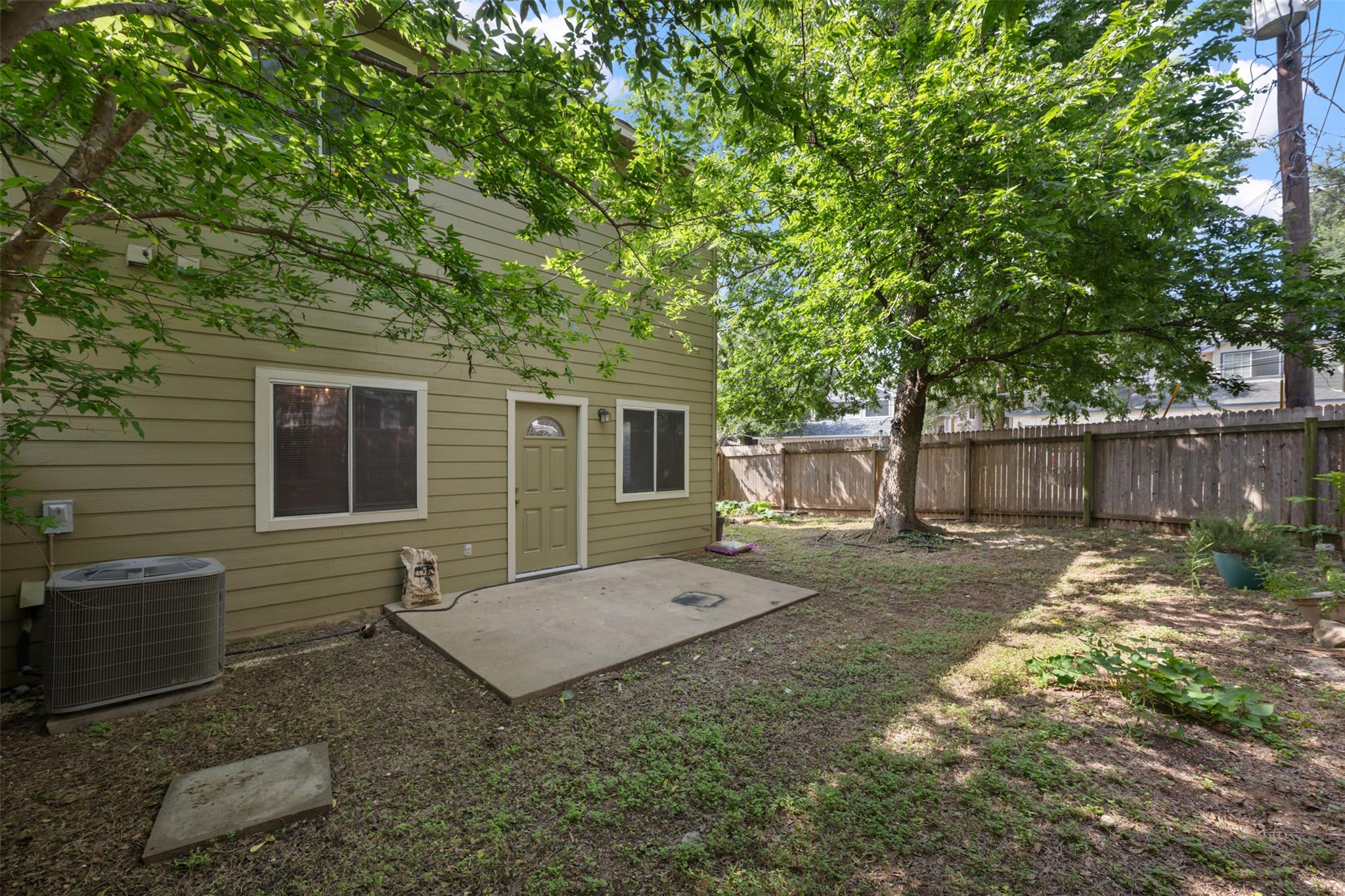 1720 Constantino Cir #a Property Photo 29