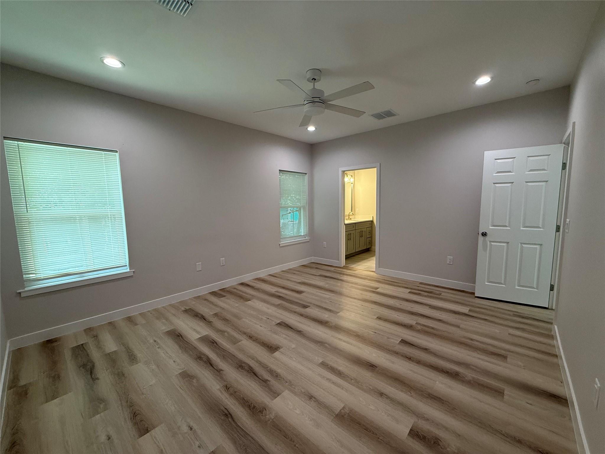 817 5th St Property Photo 15