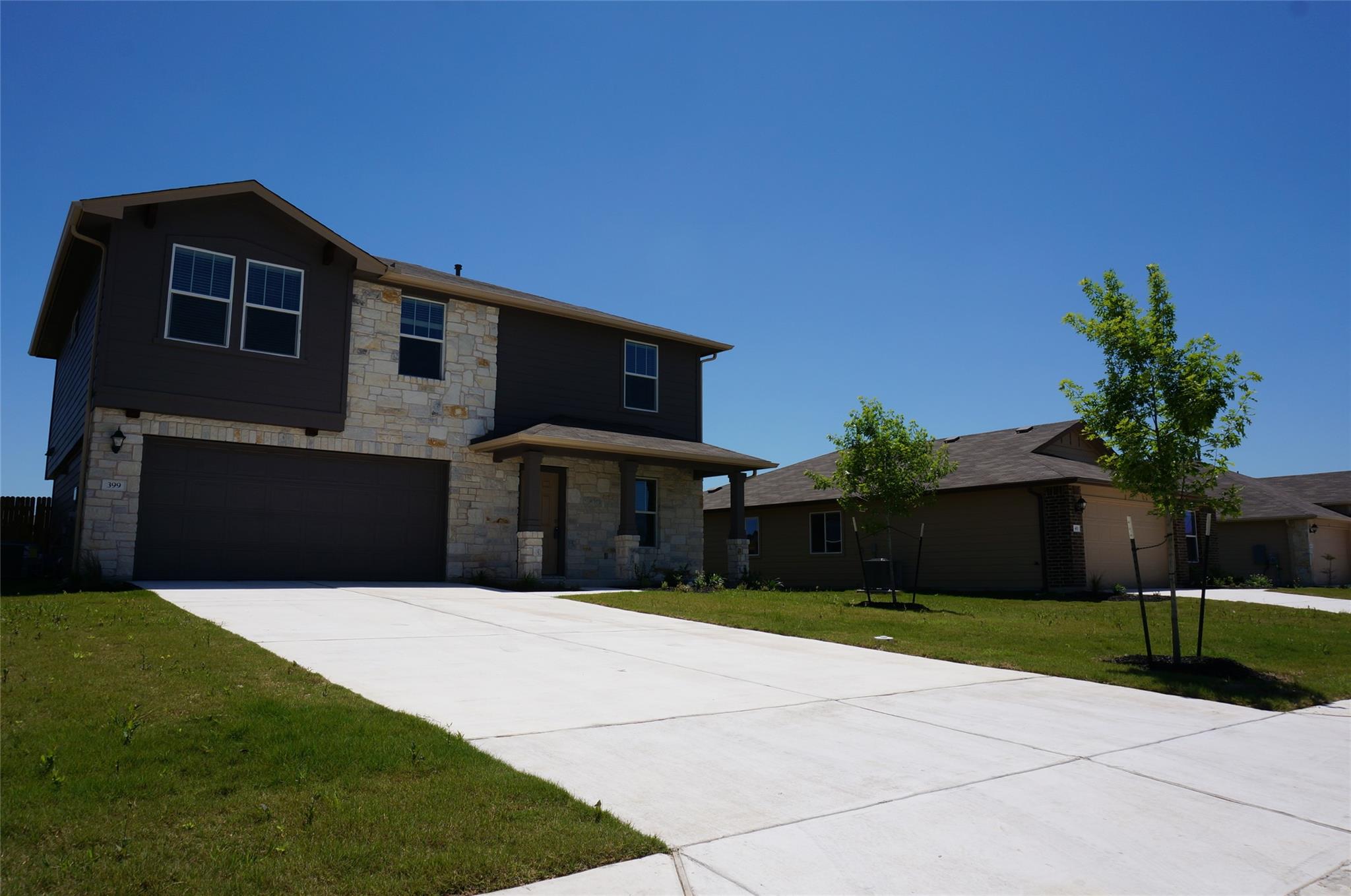 399 Langely None Property Photo 2