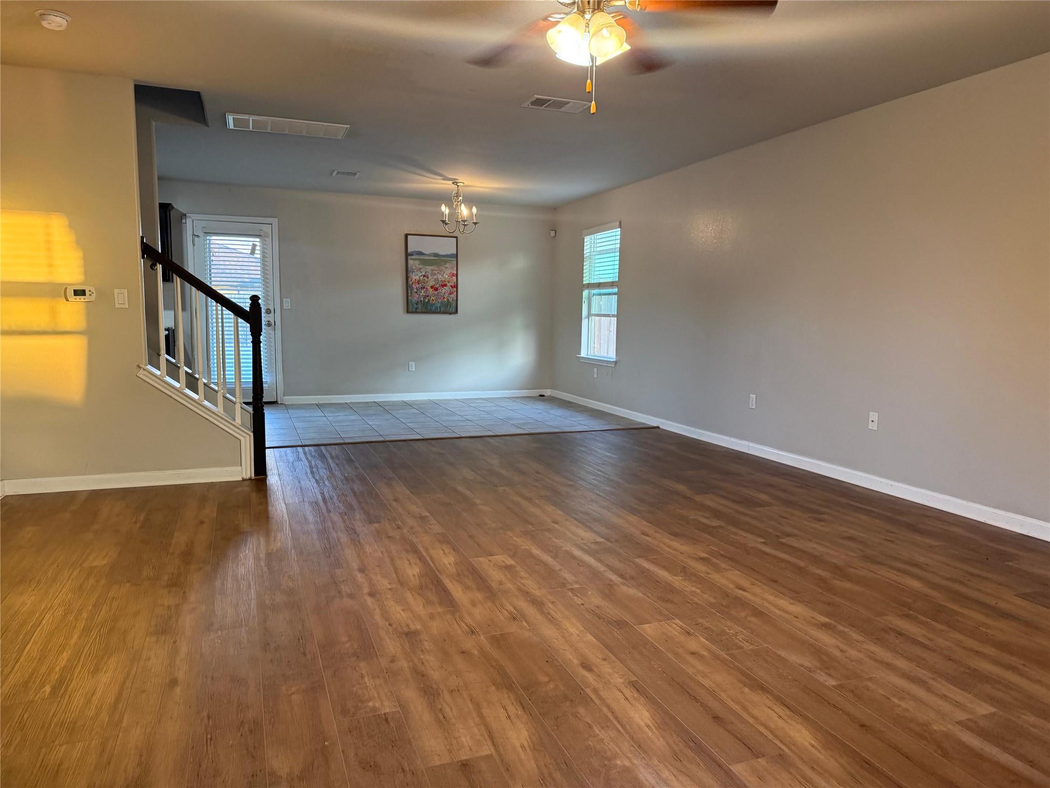 399 Langely None Property Photo 3