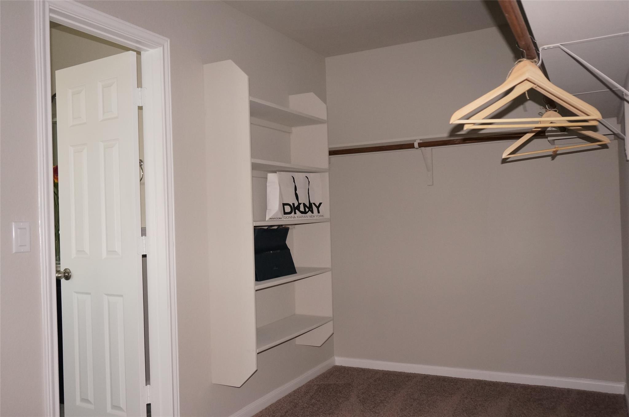399 Langely None Property Photo 11