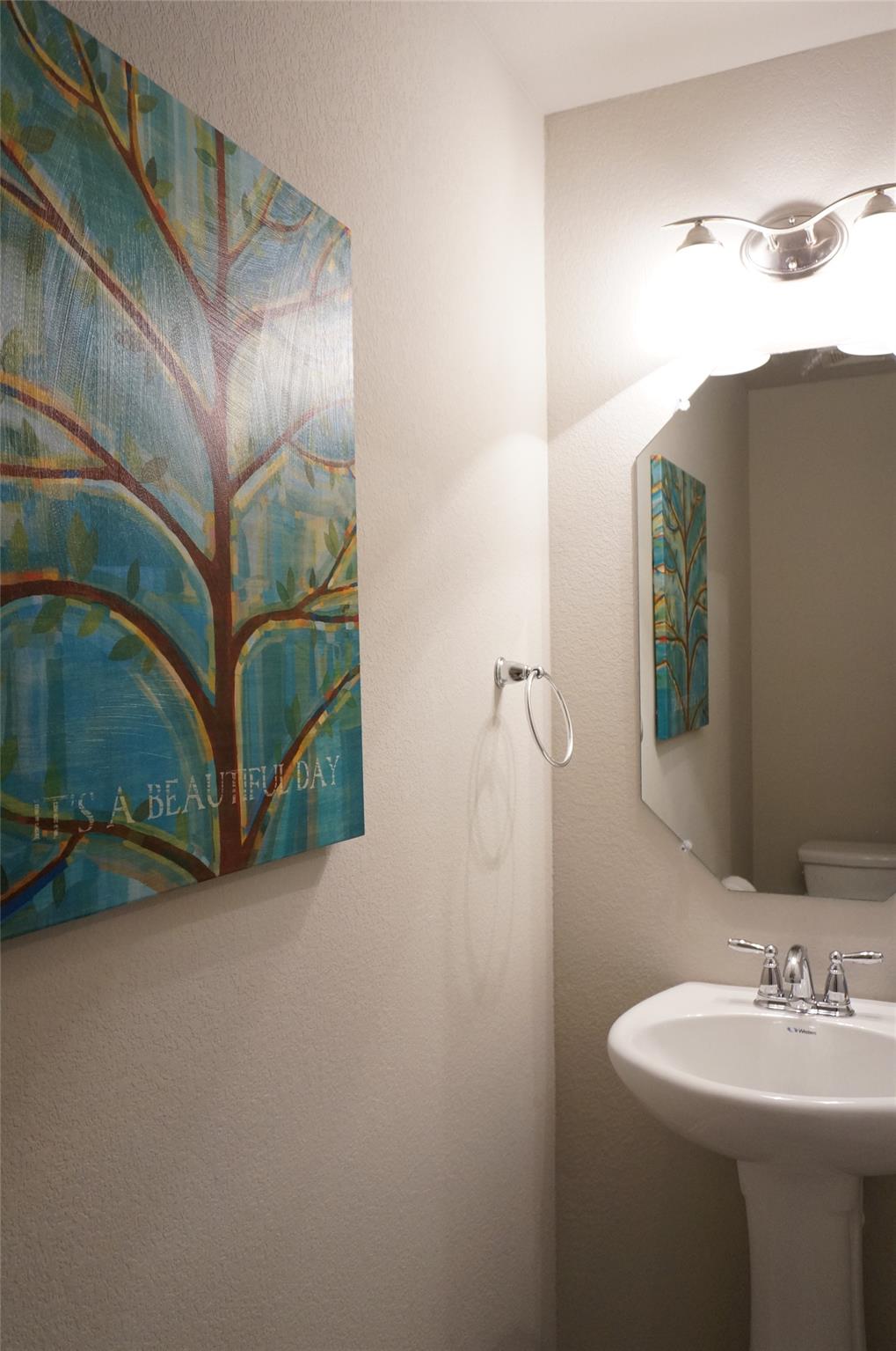 399 Langely None Property Photo 13