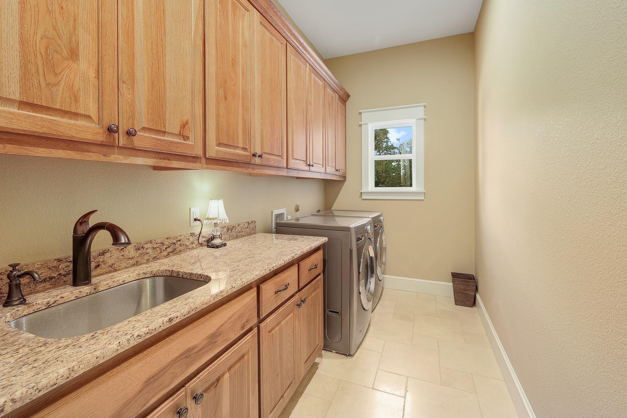 105 Arrowhead Rd Property Photo 30