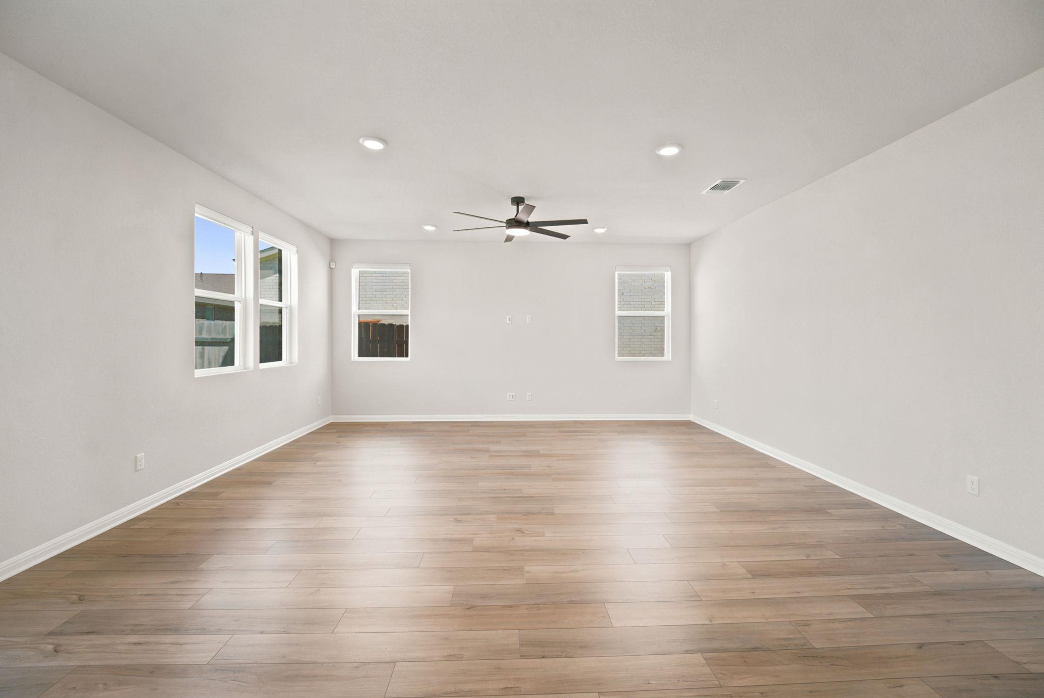 212 Swinging H Ln Property Photo 10