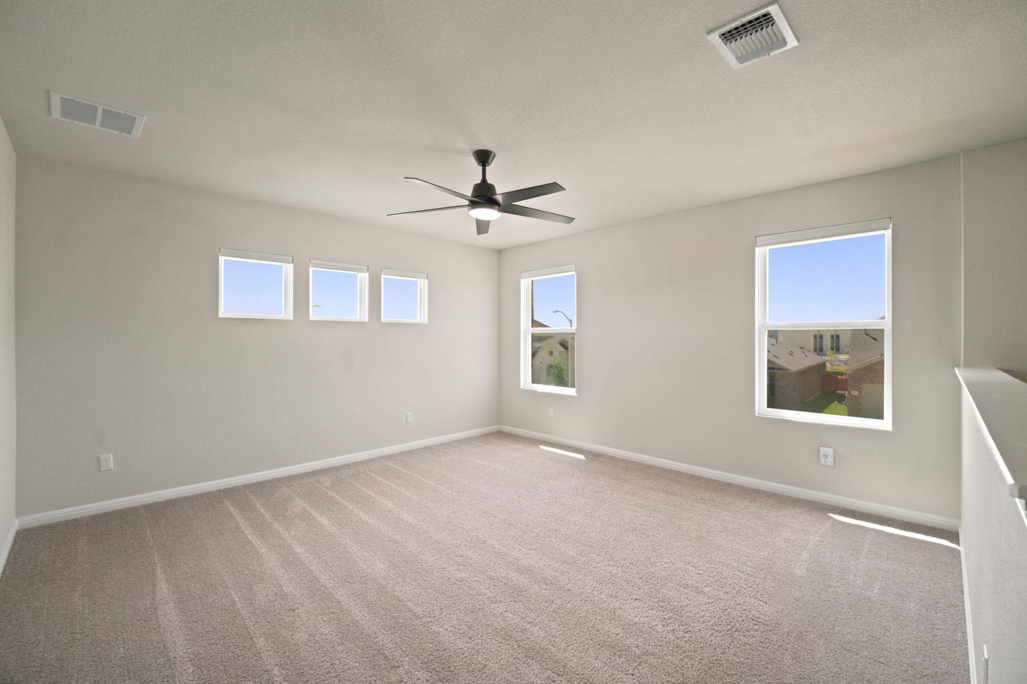 212 Swinging H Ln Property Photo 14