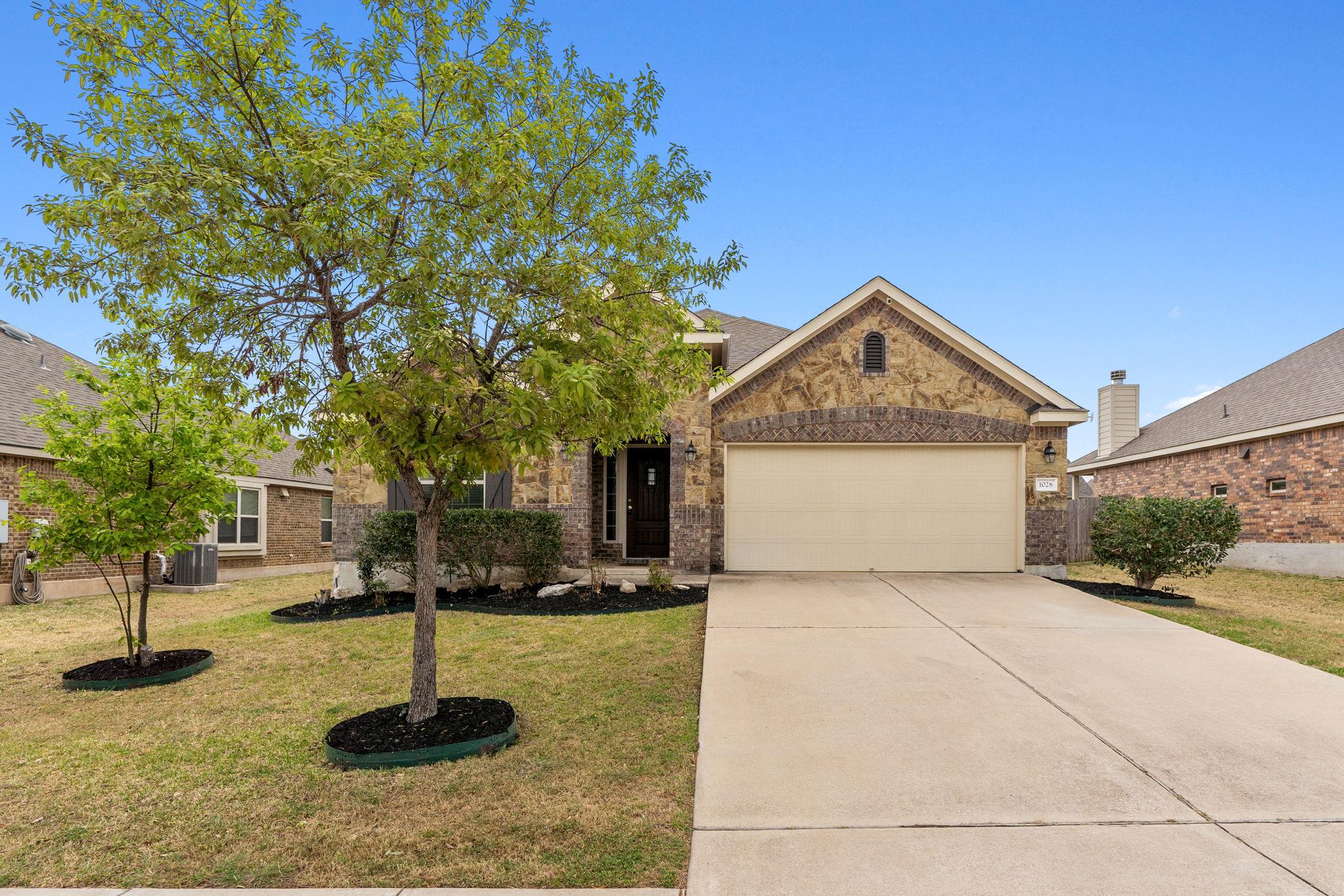 Glenn Real Estate Listings Main Image
