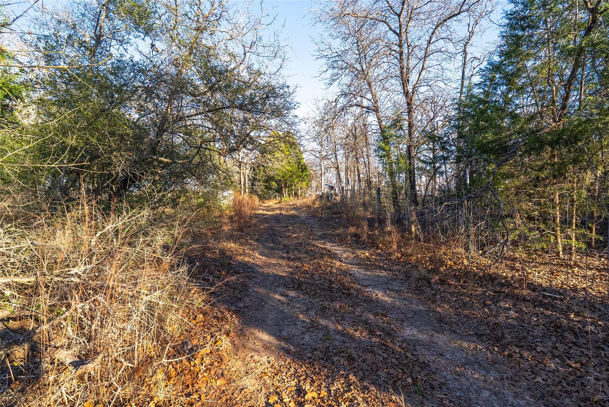 763 N County Line Rd Property Photo 15