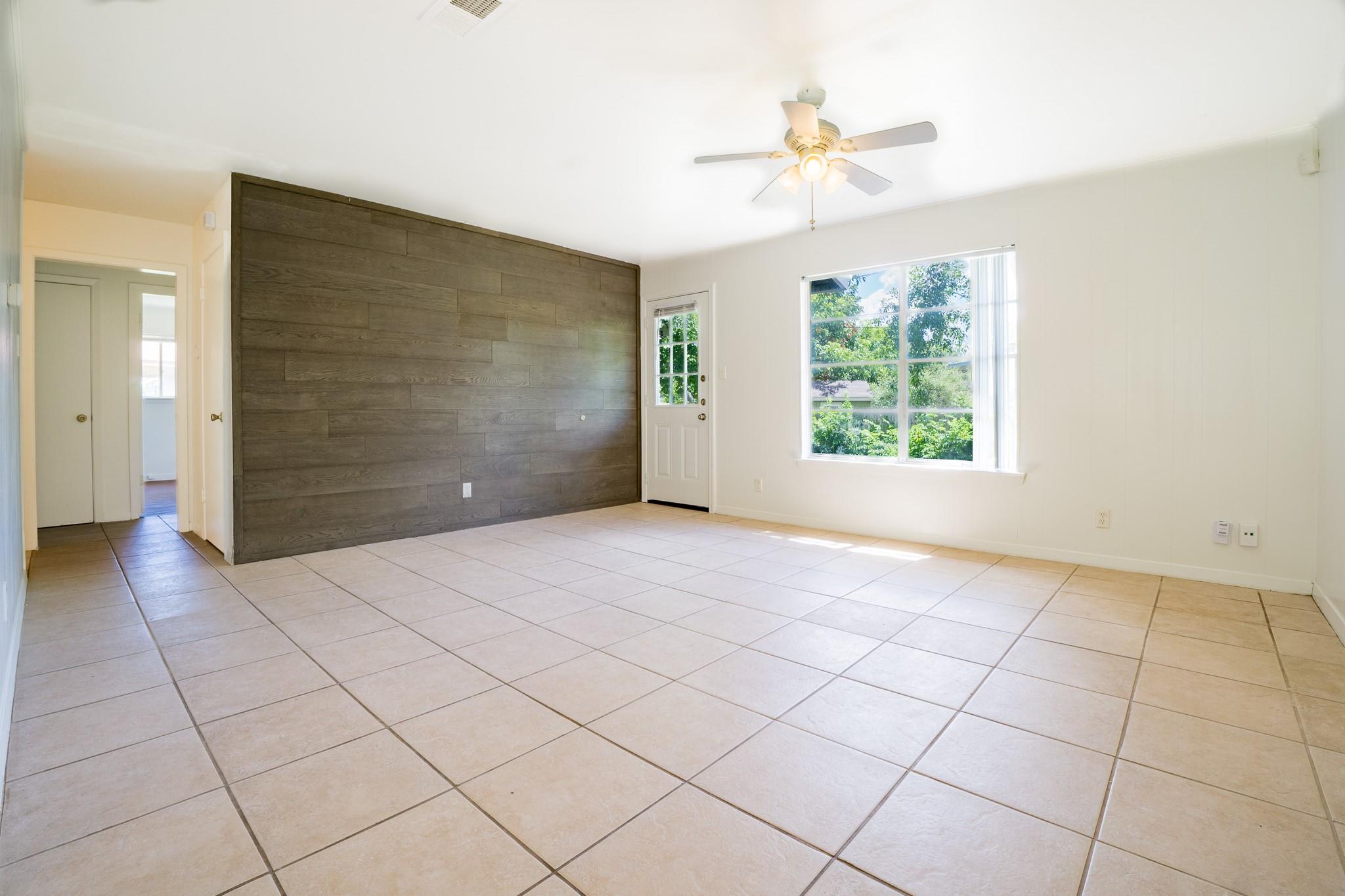 8204 Easter Cv Property Photo 1