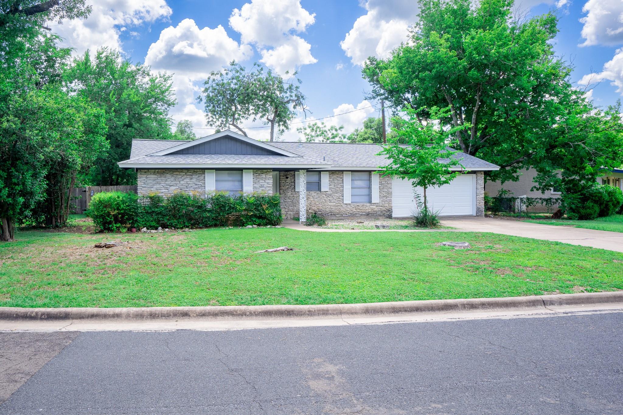 8204 Easter Cv Property Photo 7