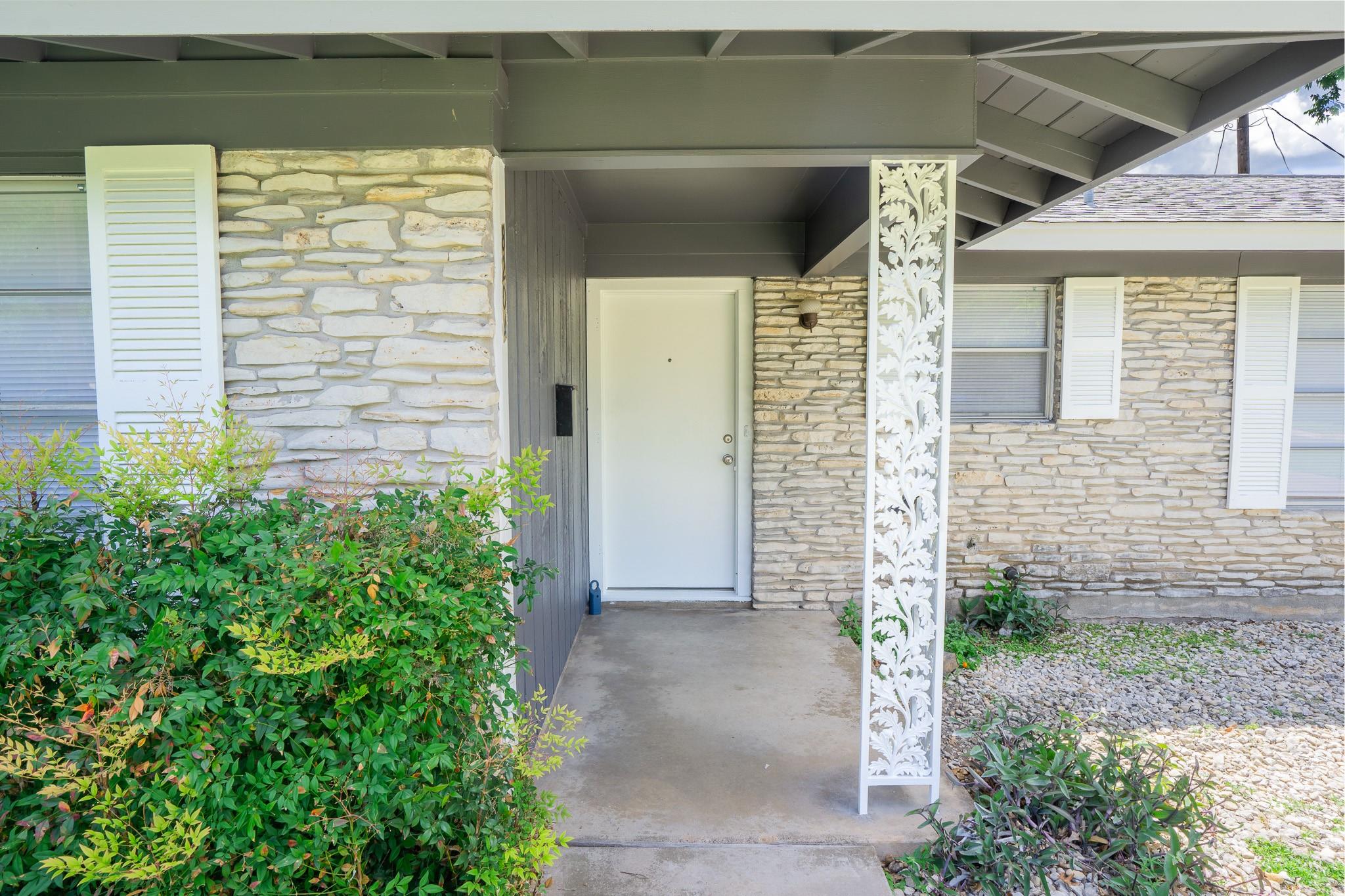 8204 Easter Cv Property Photo 9