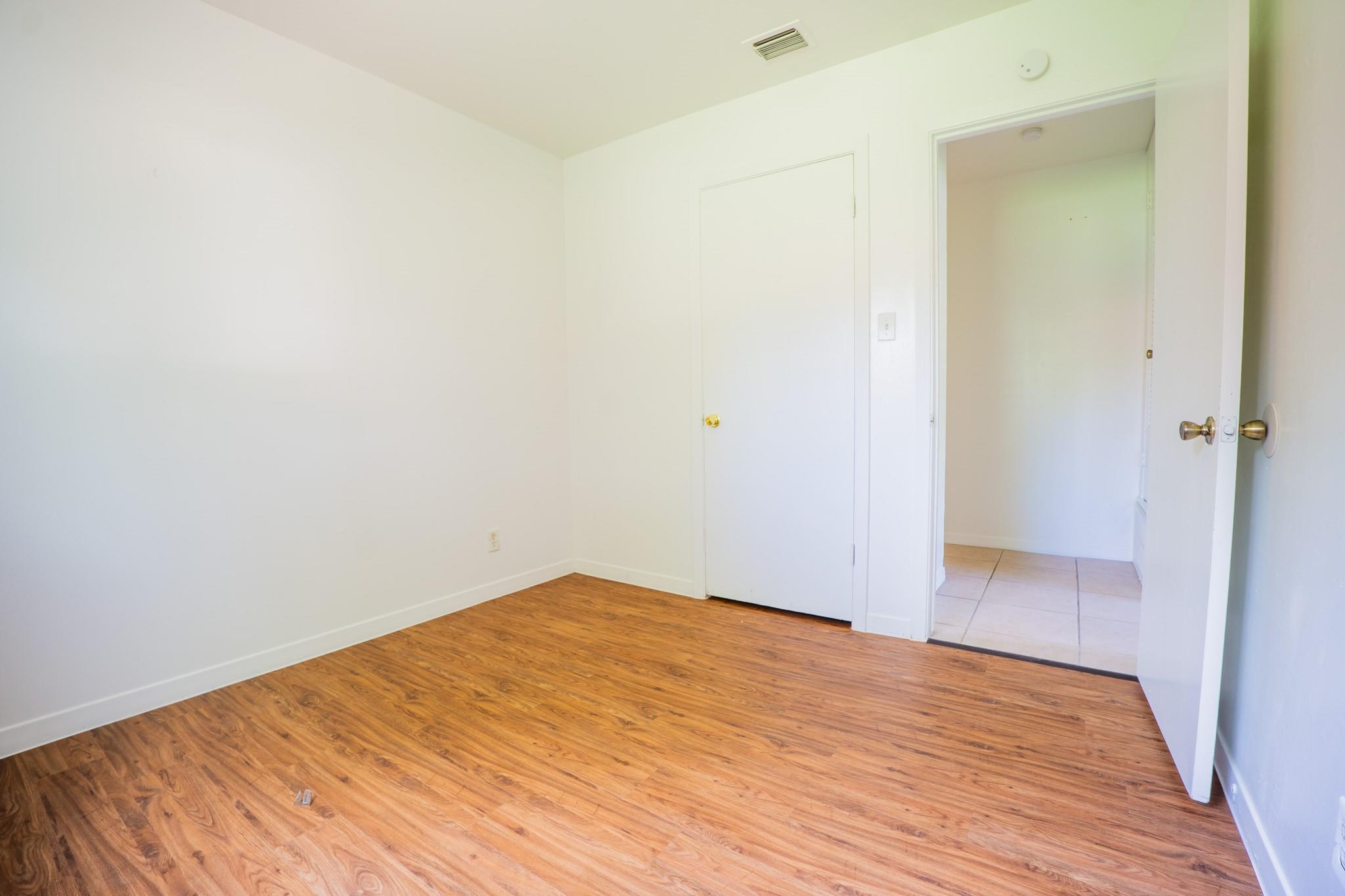 8204 Easter Cv Property Photo 27