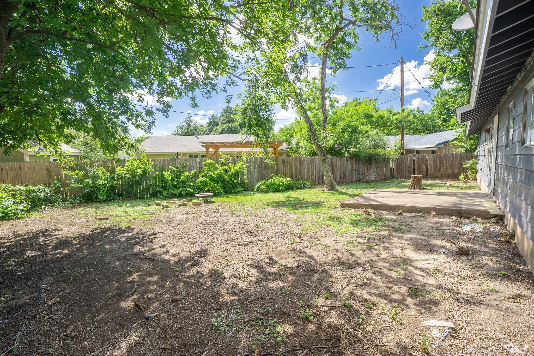 8204 Easter Cv Property Photo 32