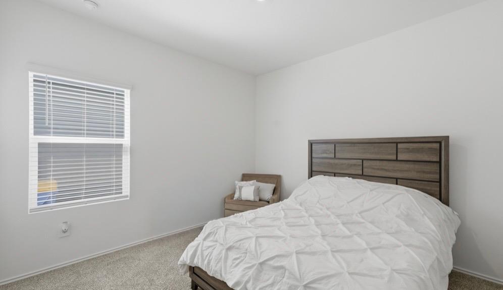 293 Ebbsfleet Dr Property Photo 15