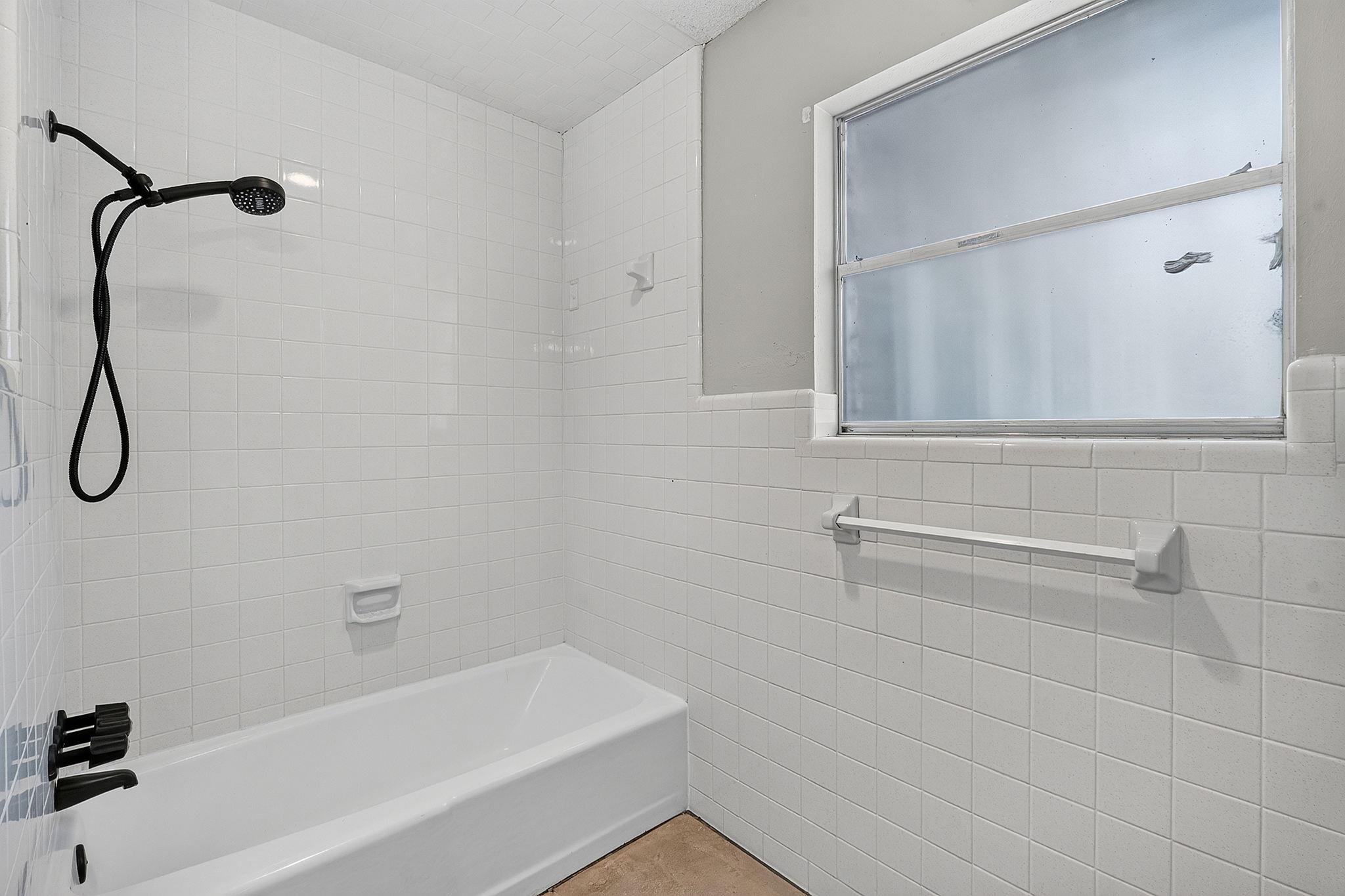 3809 Wyldwood Rd Property Photo 20