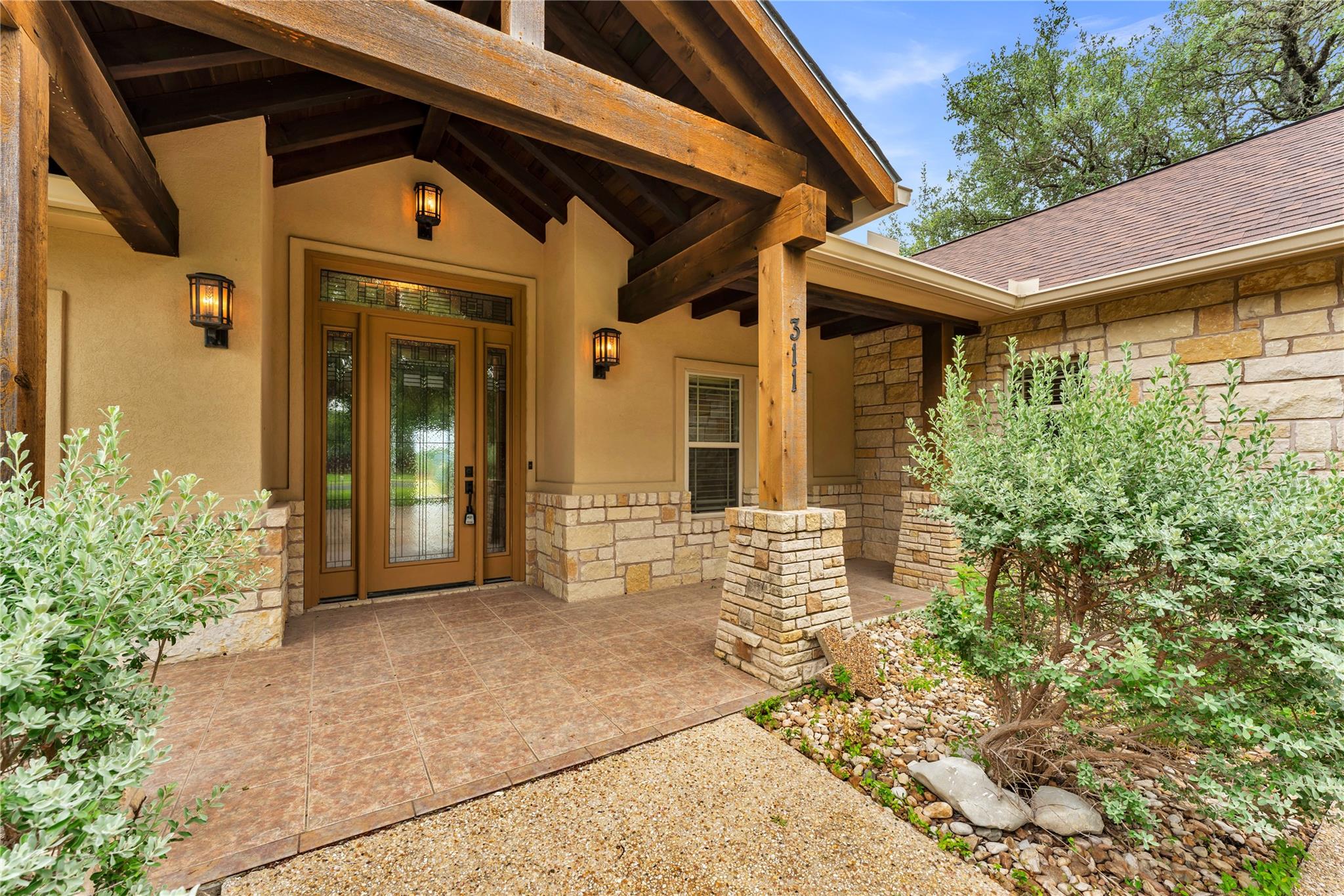 311 Yellow Ribbon Trl Property Photo 4