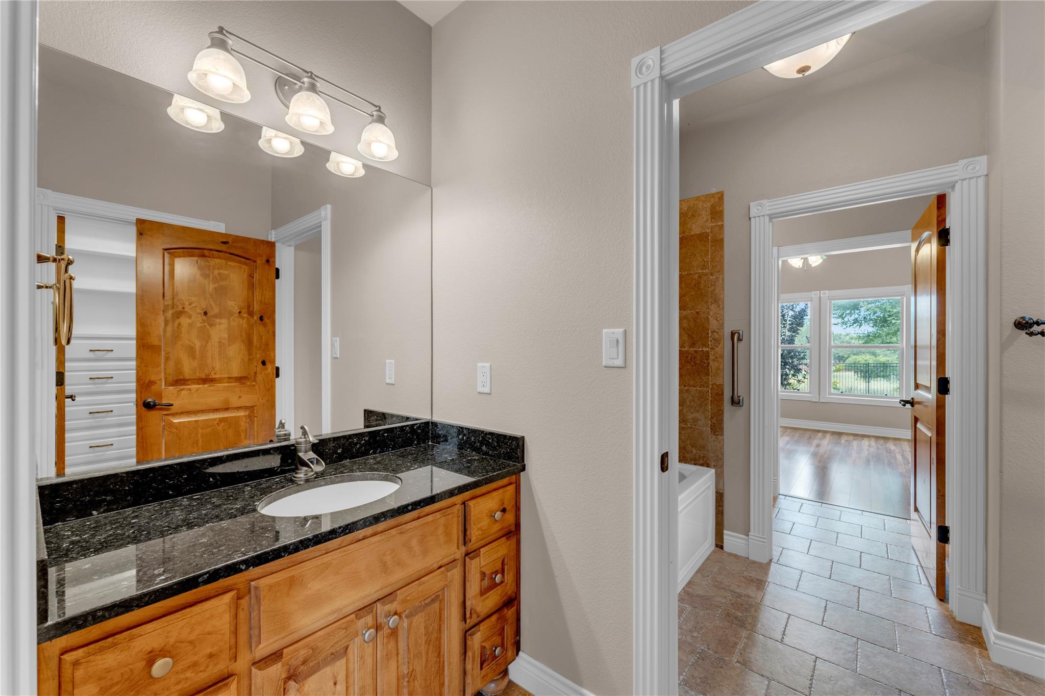 311 Yellow Ribbon Trl Property Photo 25