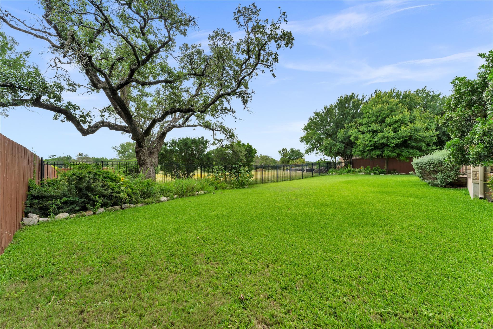 311 Yellow Ribbon Trl Property Photo 39