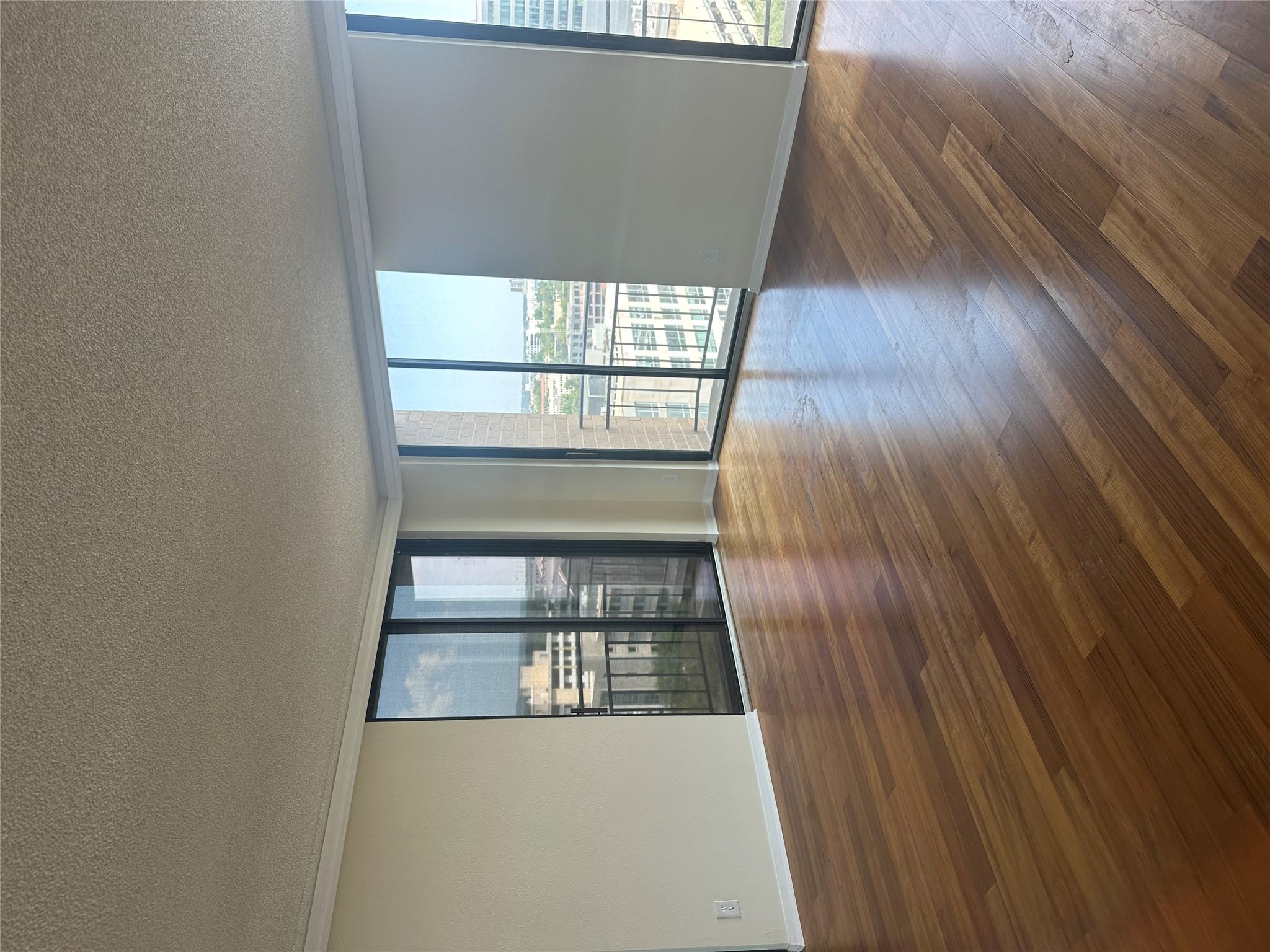 1122 Colorado St #1502 Property Photo 4