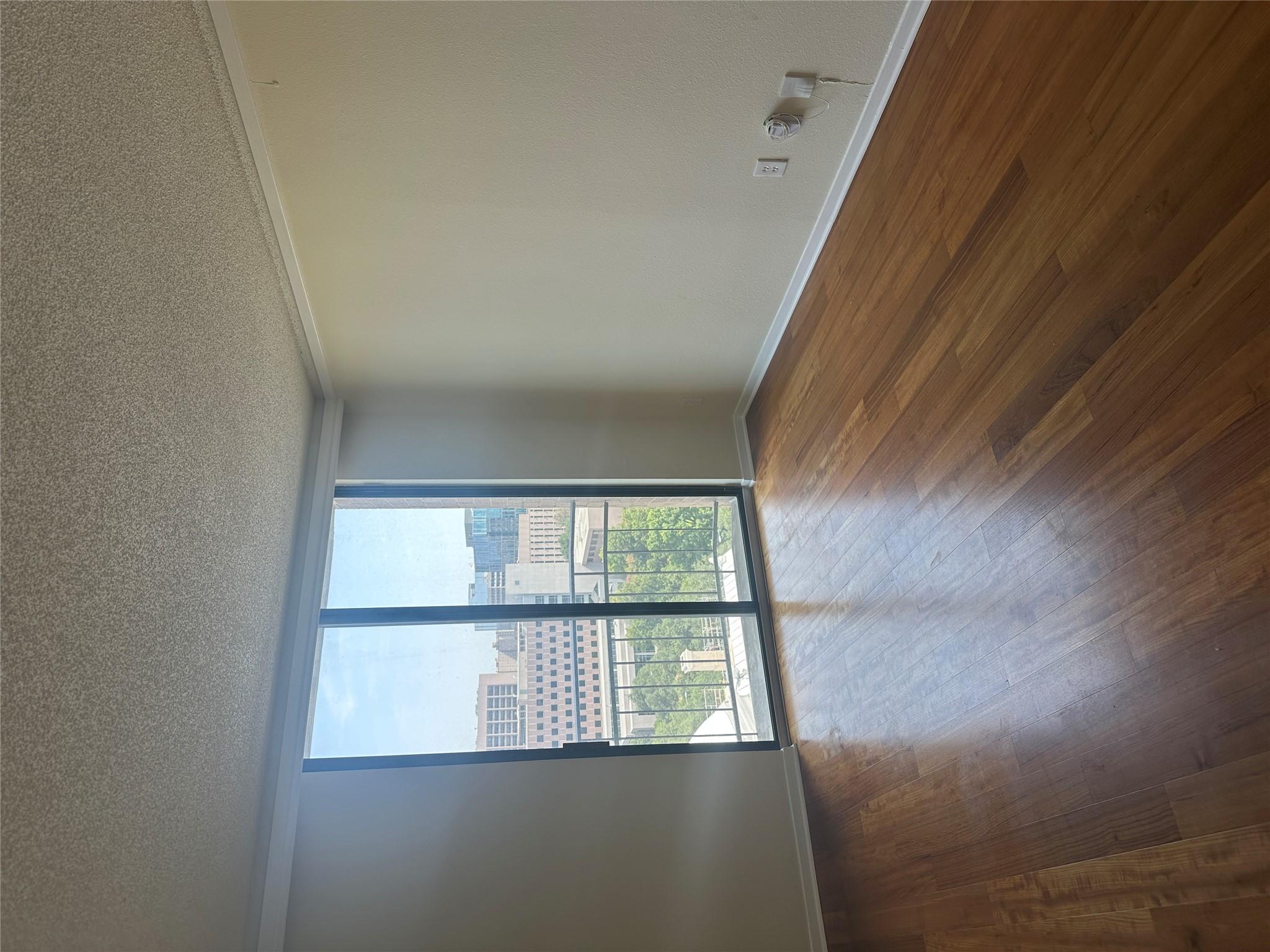 1122 Colorado St #1502 Property Photo 7