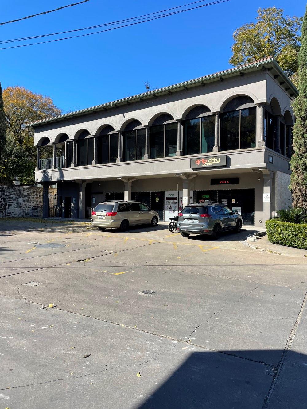 1529 Barton Springs Rd 31 Property Photo 4