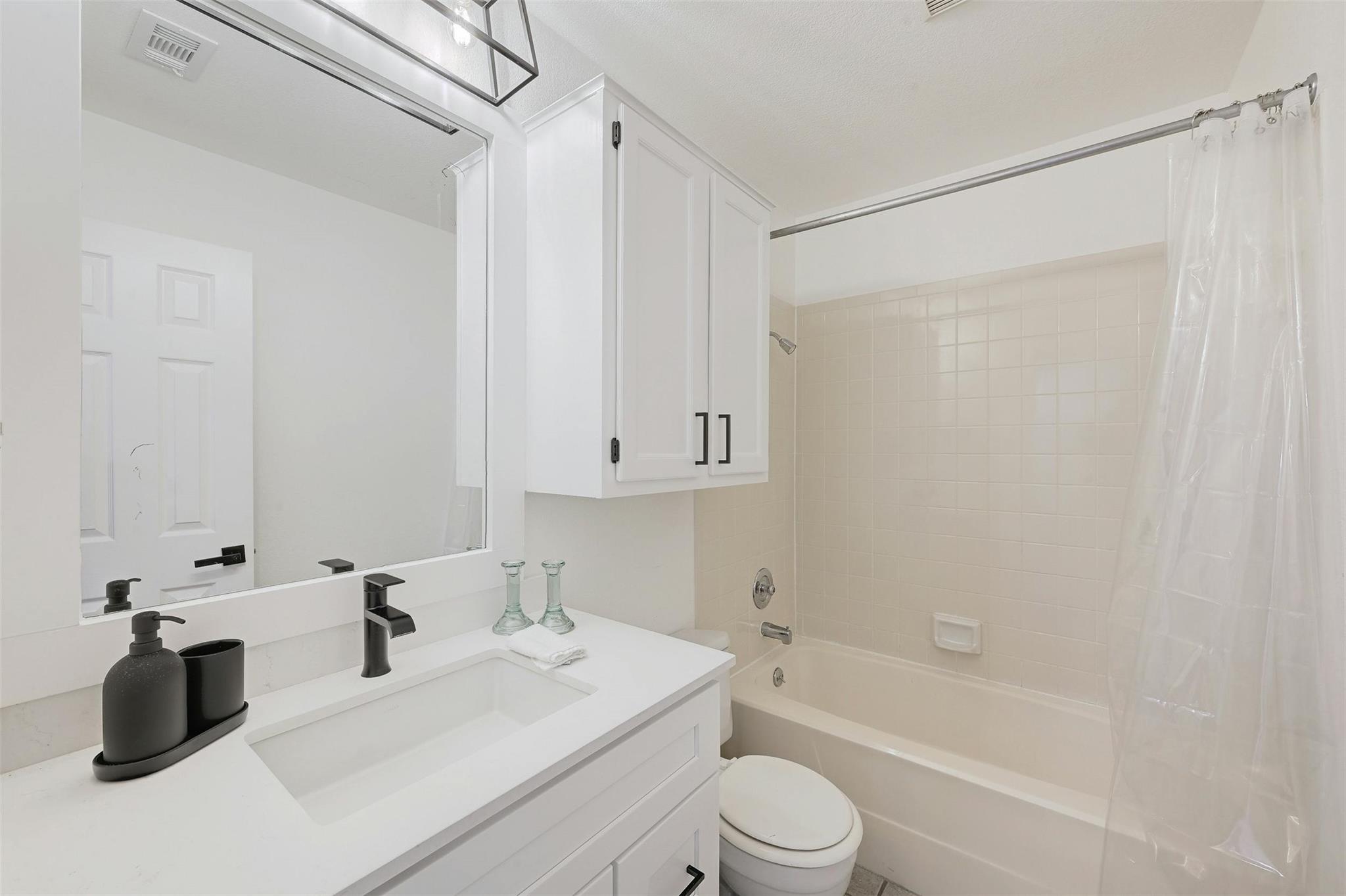 3605 Leafield Dr A Property Photo 12