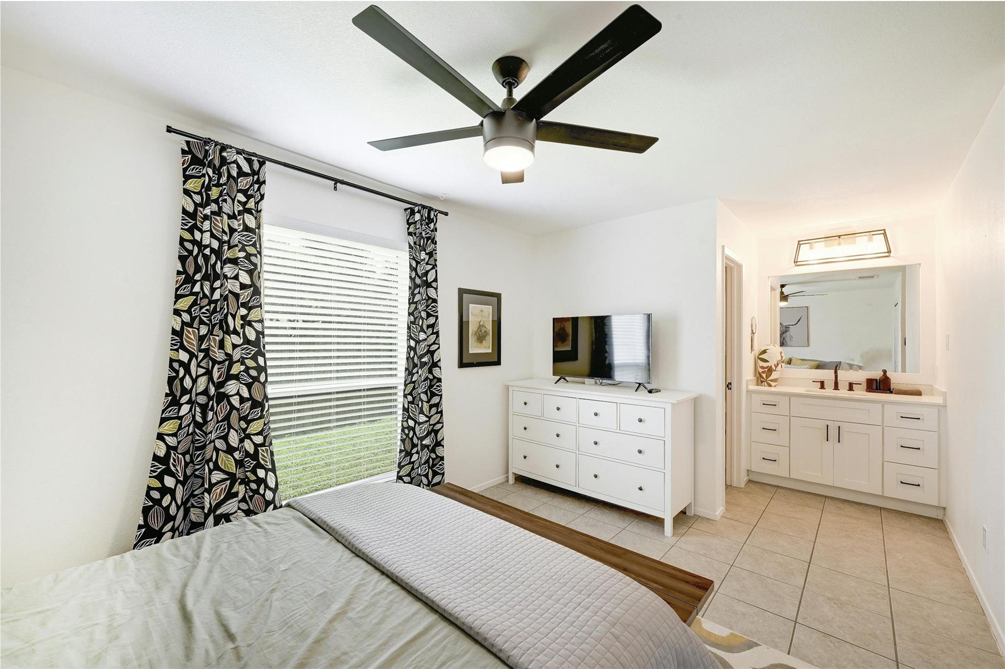 3605 Leafield Dr A Property Photo 14