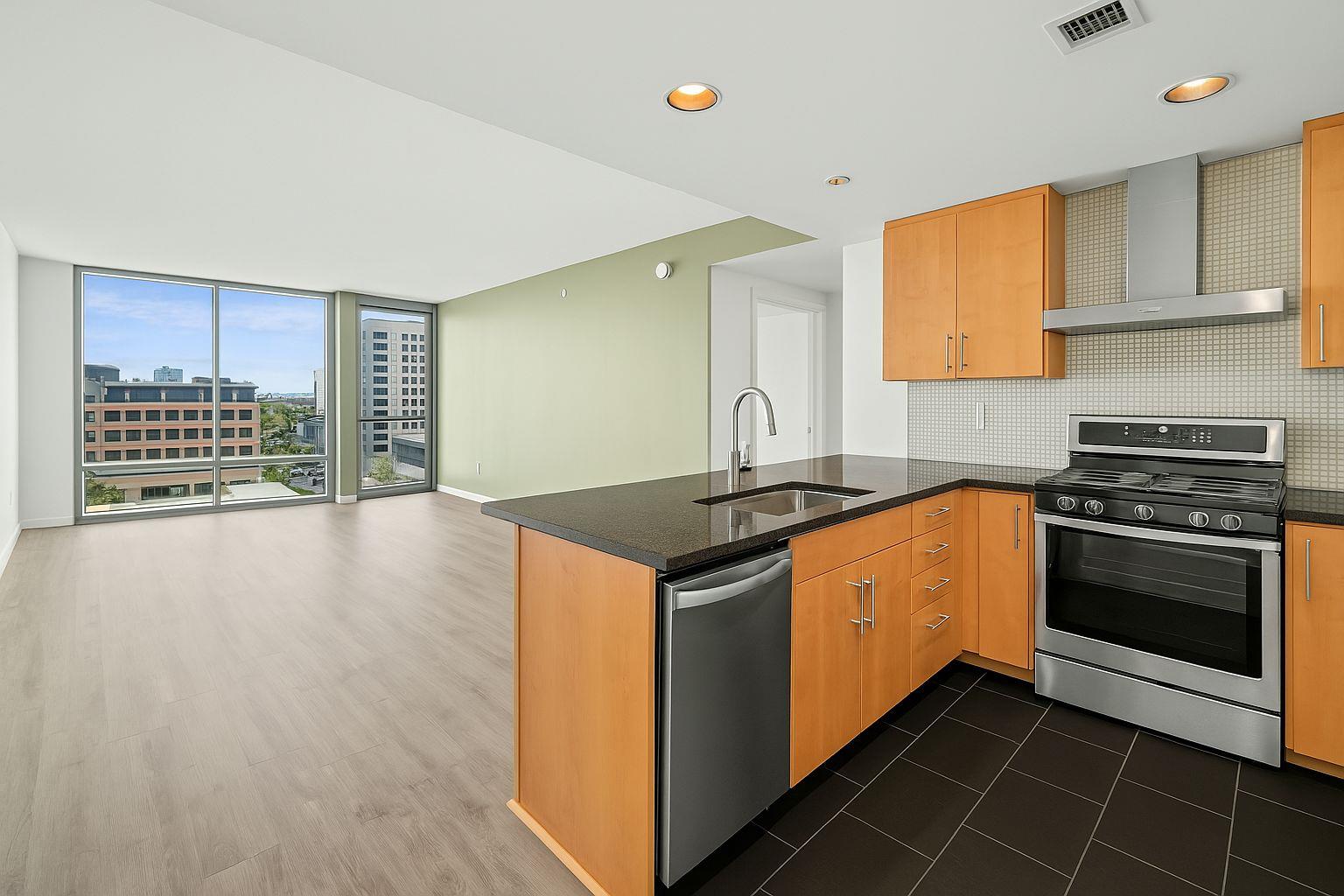 300 Bowie ST 1208 Property Photo 1