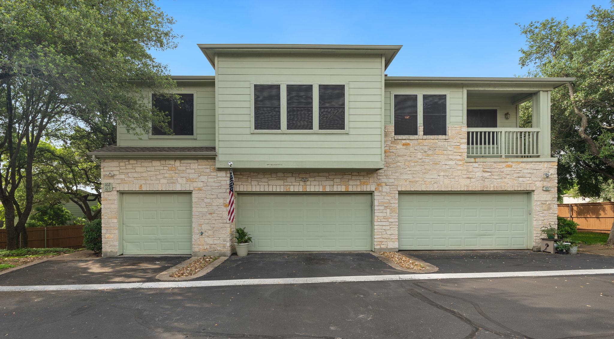 7501 Shadowridge Run #103 Property Photo 2