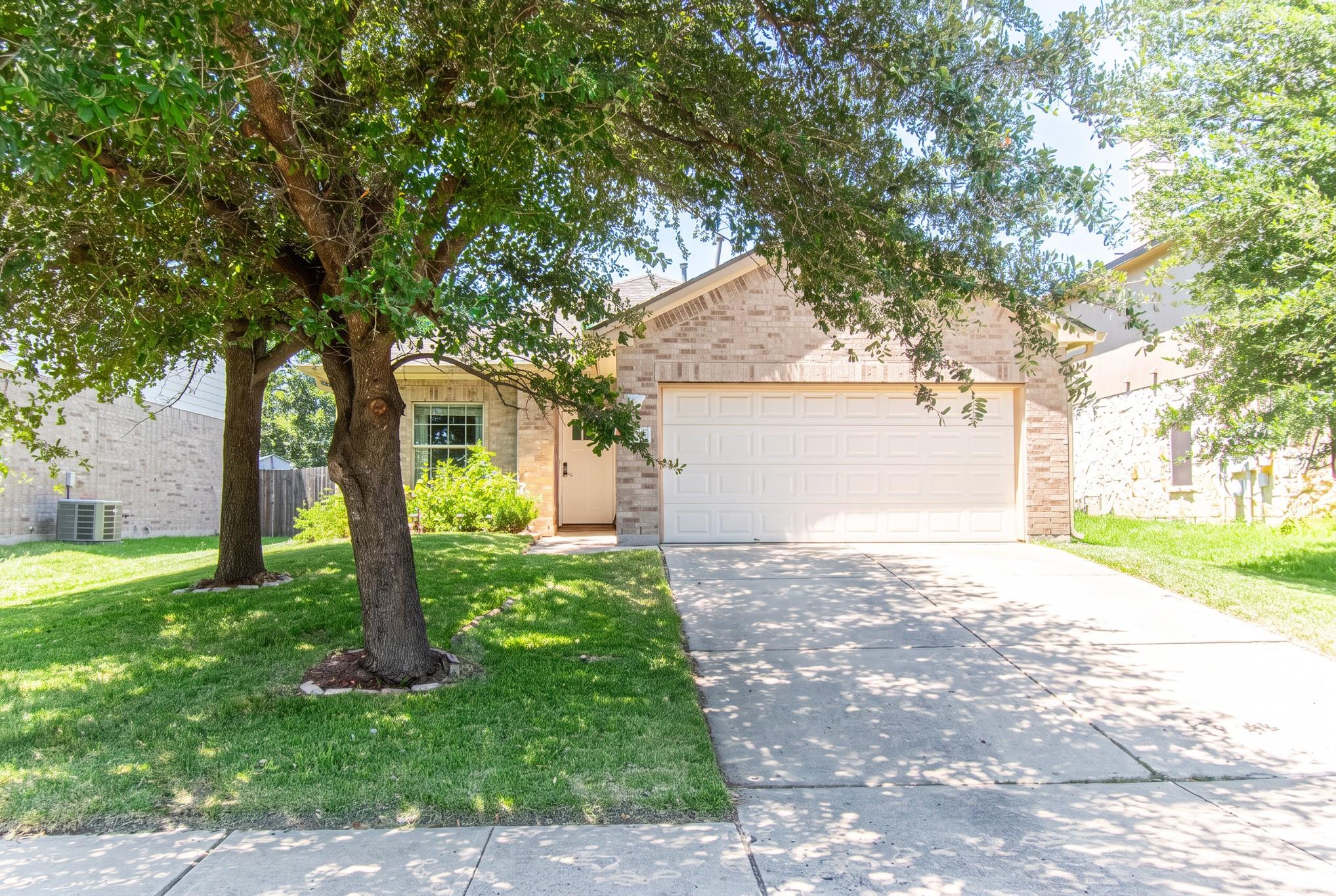 11004 Furrow Hill Dr Property Photo 2