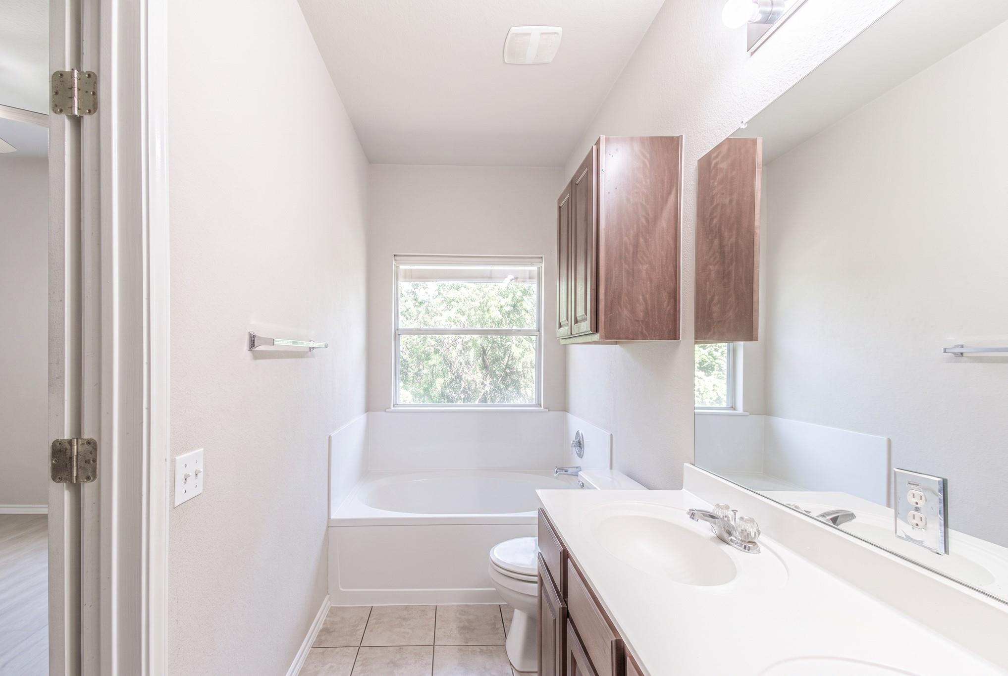 11004 Furrow Hill Dr Property Photo 19