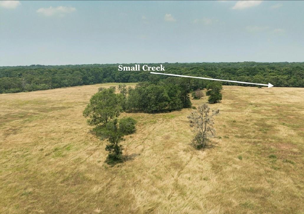 475 County Line Rd Property Photo 5
