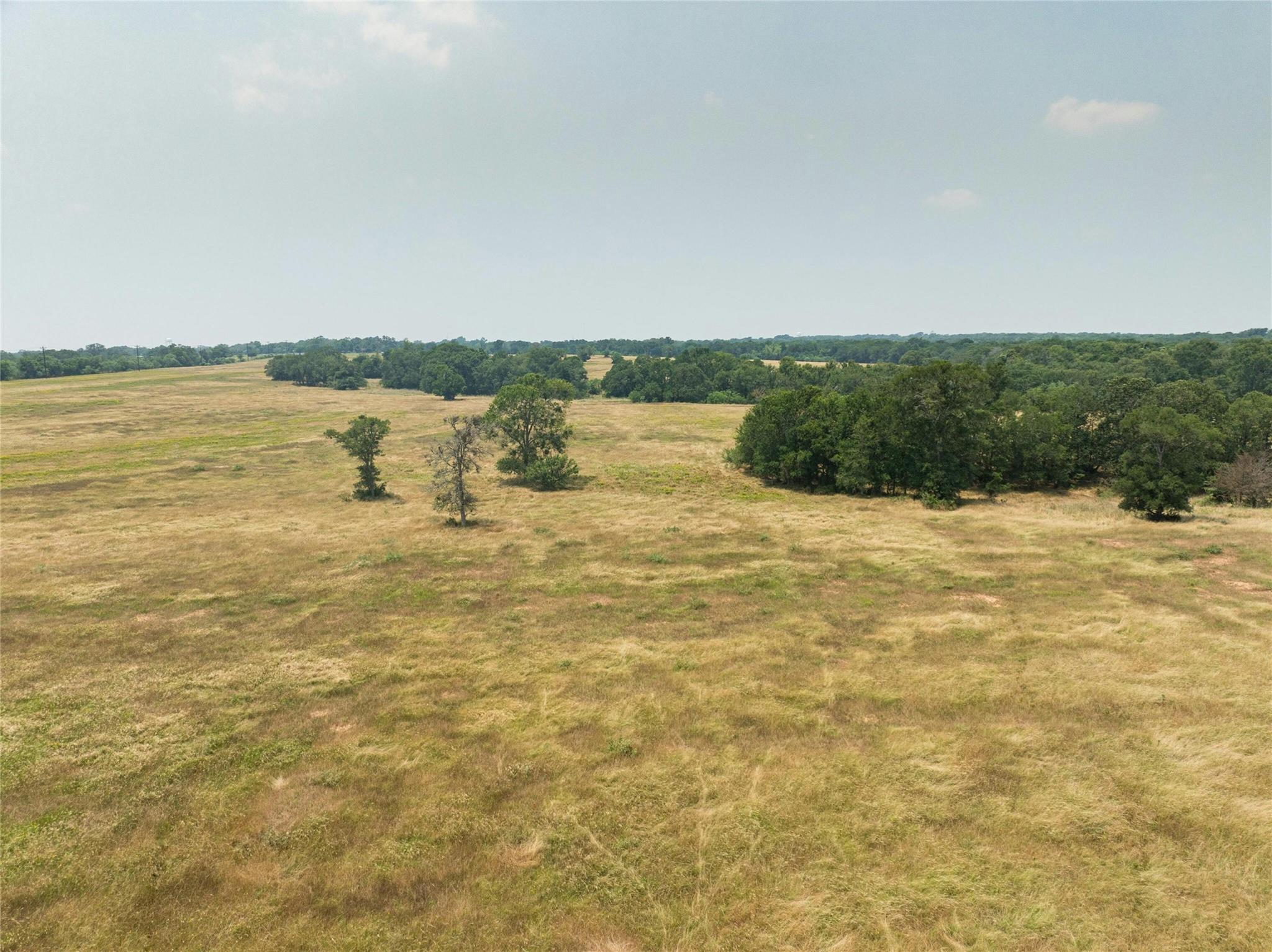 475 County Line Rd Property Photo 9