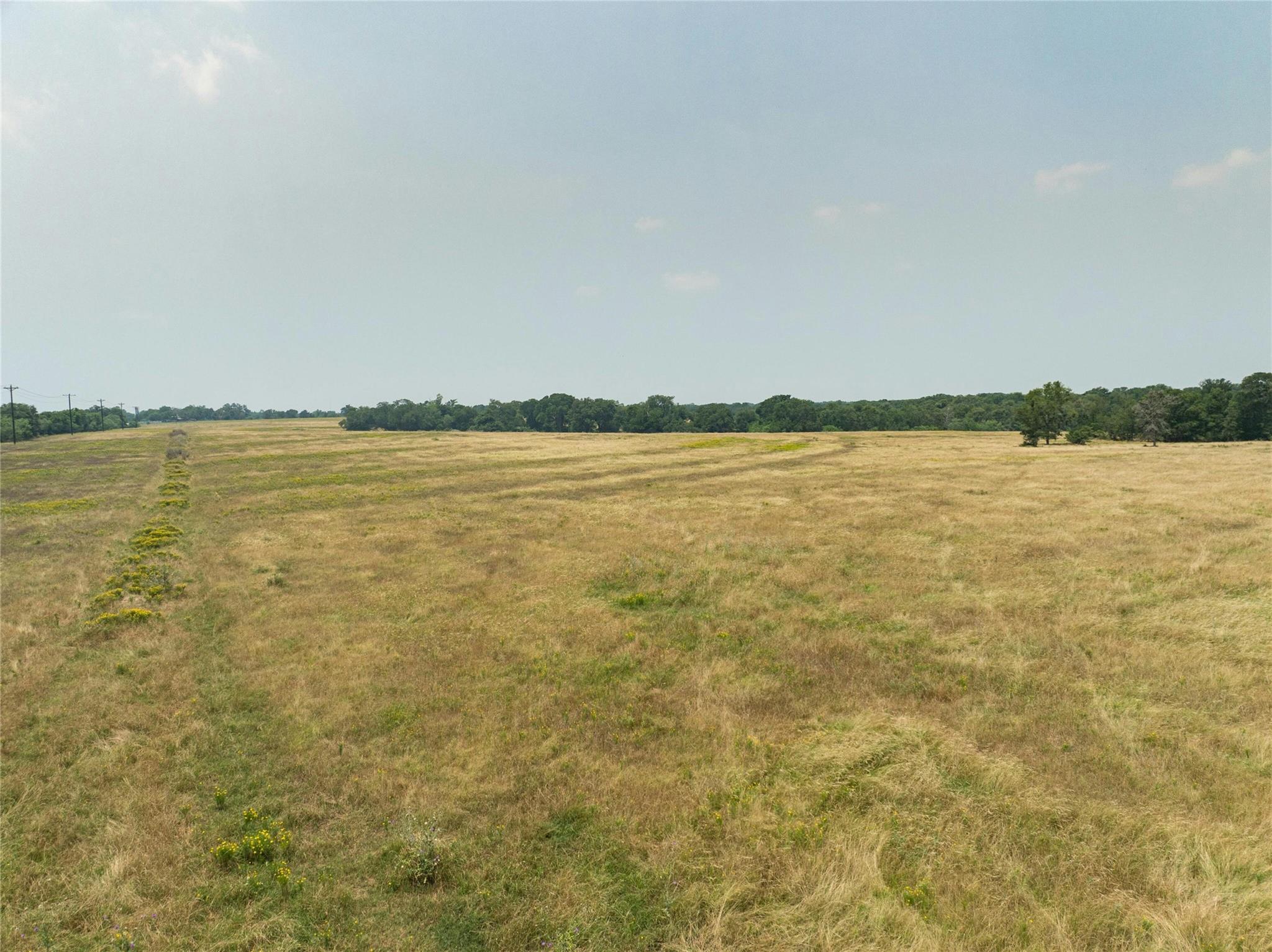 475 County Line Rd Property Photo 11