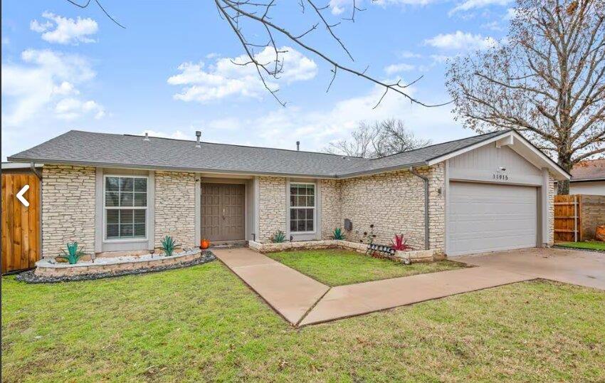11915 Wander Ln Property Photo 2