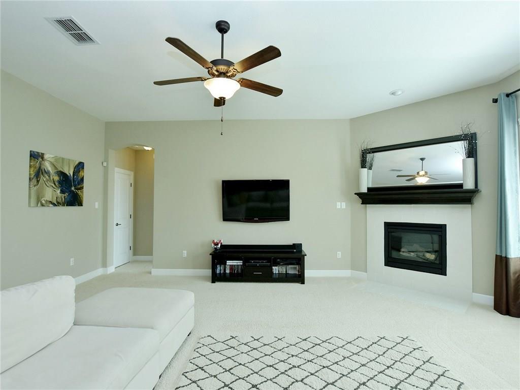 104 Azimuth Dr Property Photo 9