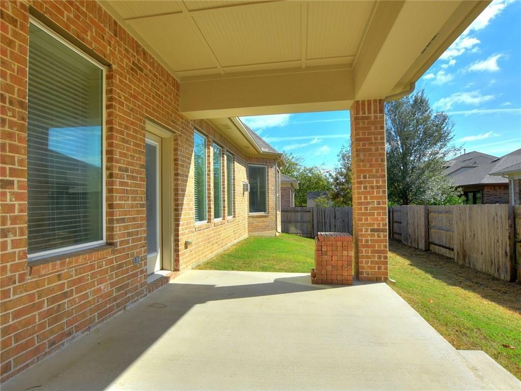 104 Azimuth Dr Property Photo 27