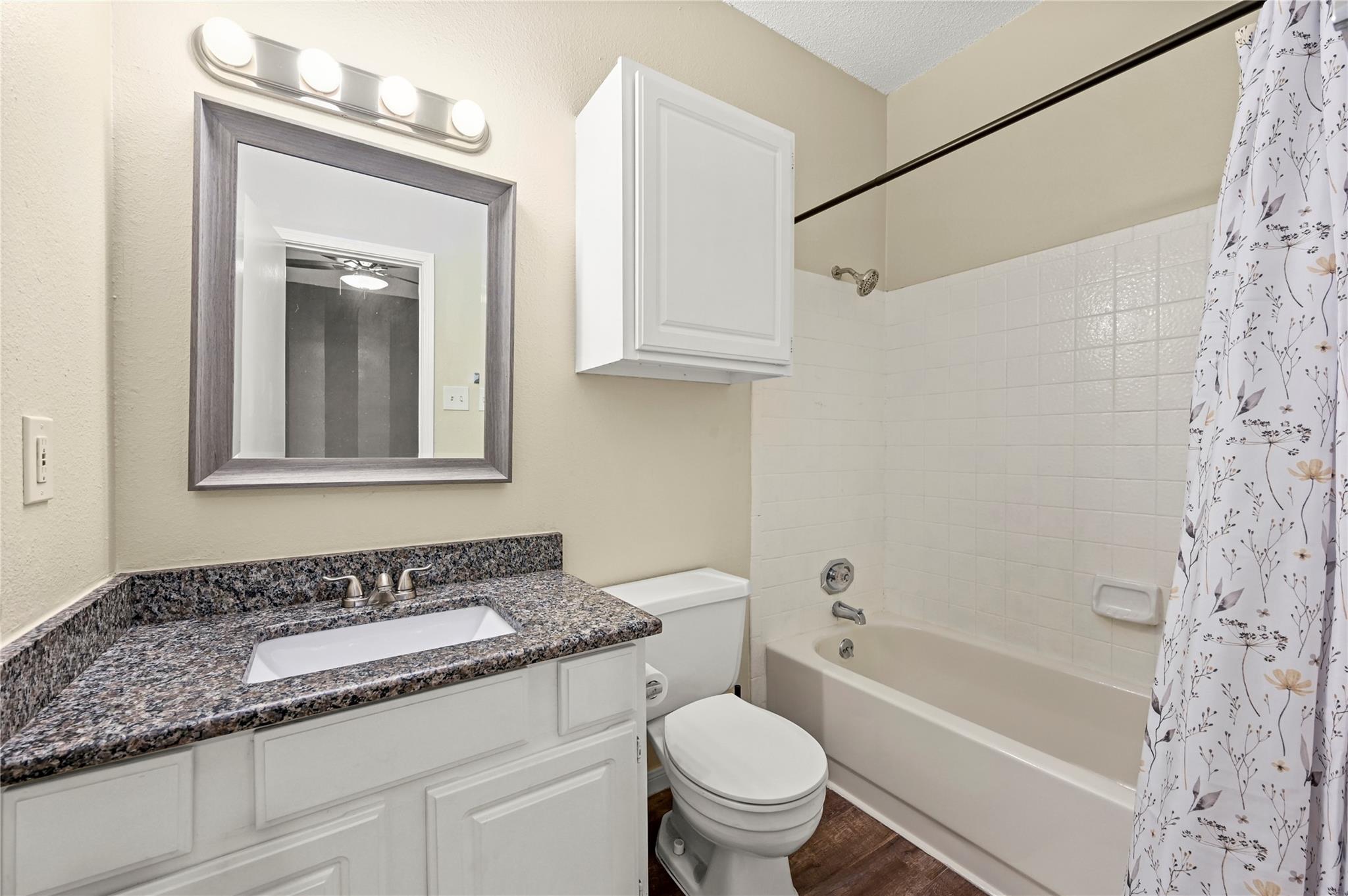 12166 Metric Blvd #246 Property Photo 10