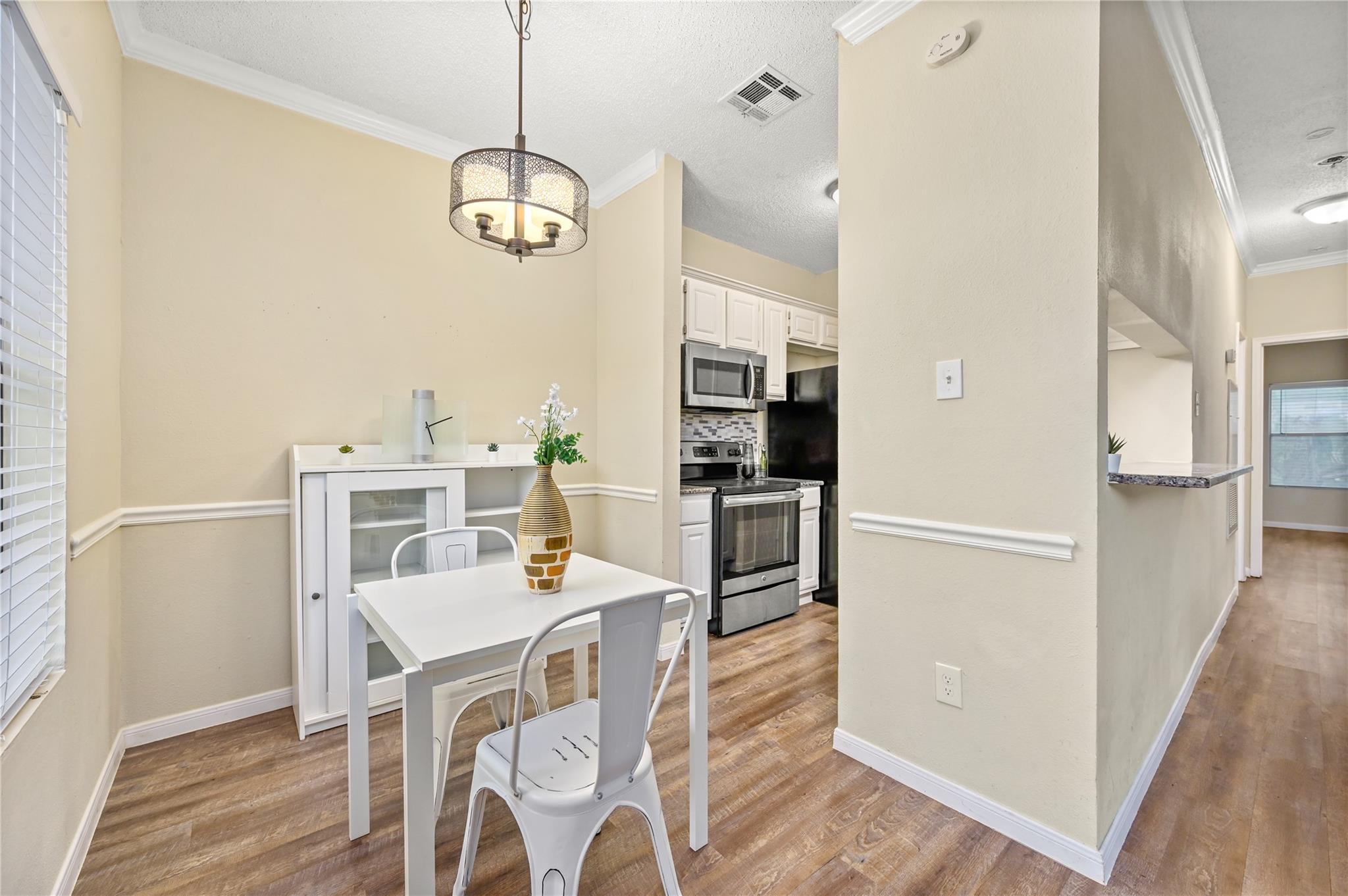 12166 Metric Blvd #246 Property Photo 12