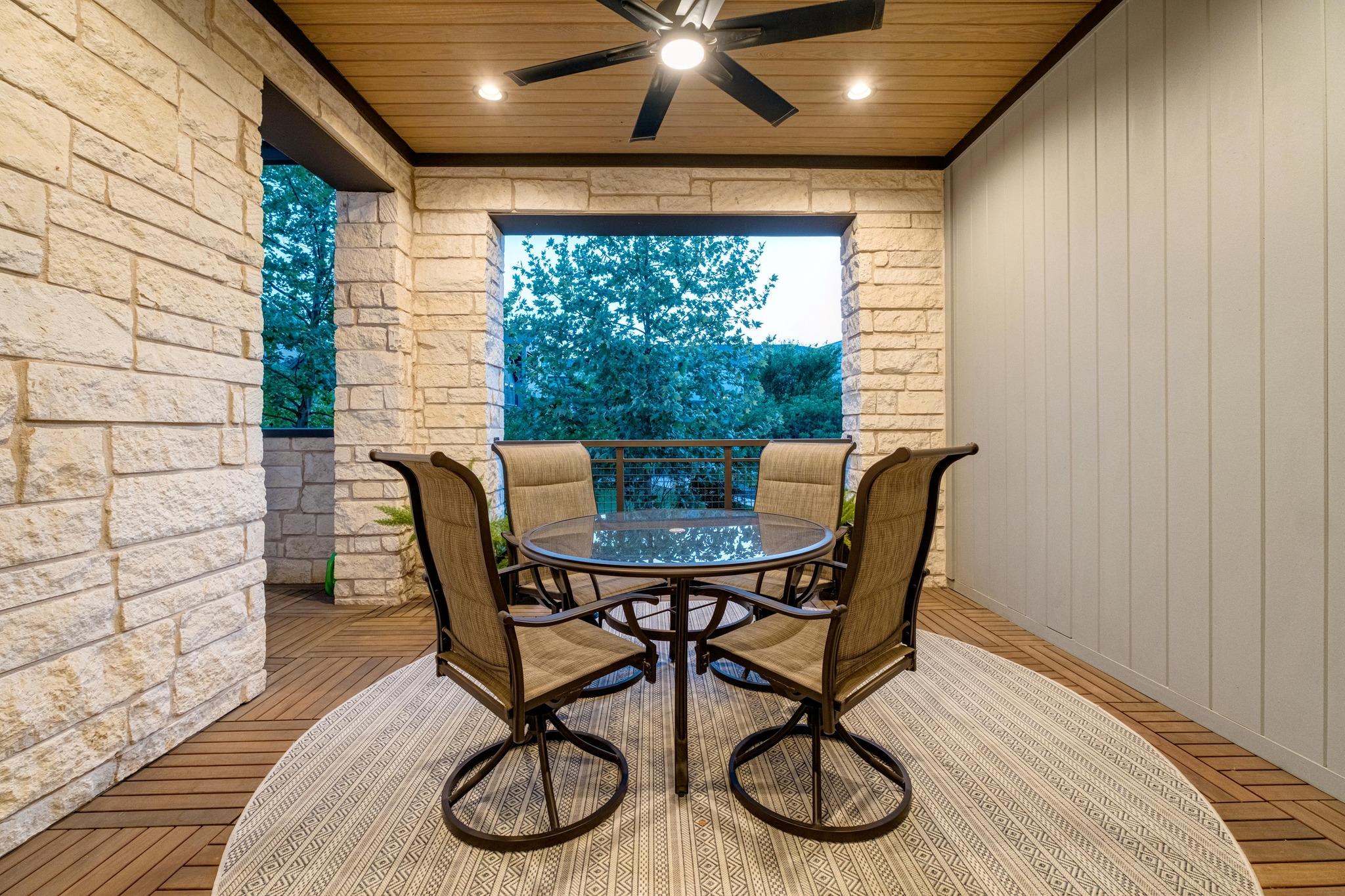 4512 Unity Cir Property Photo 10