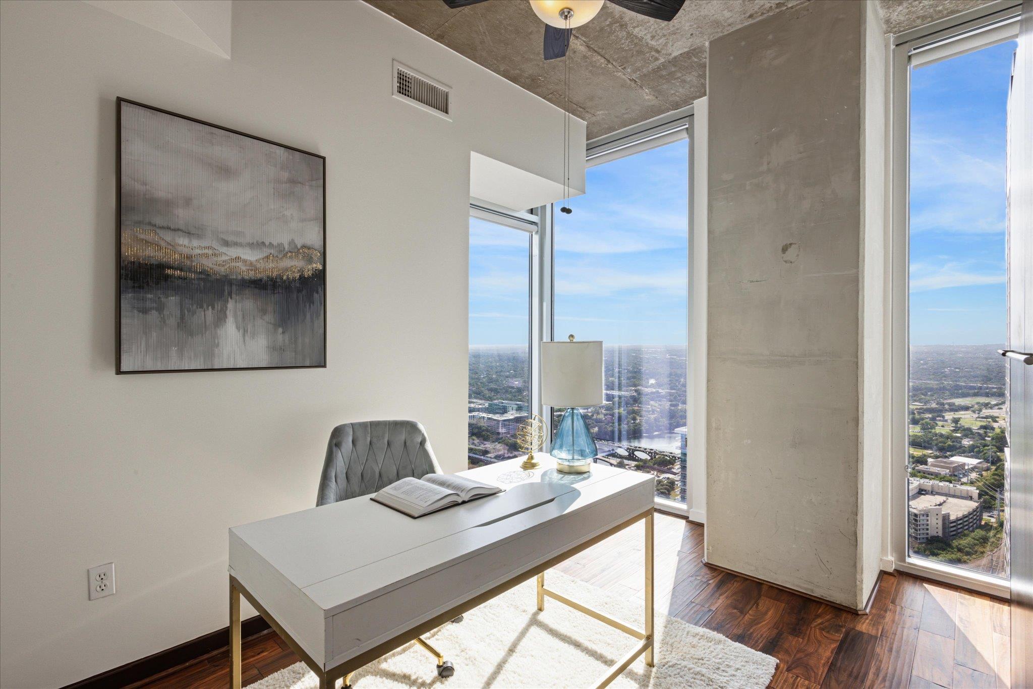 360 Nueces St #4202 Property Photo 20