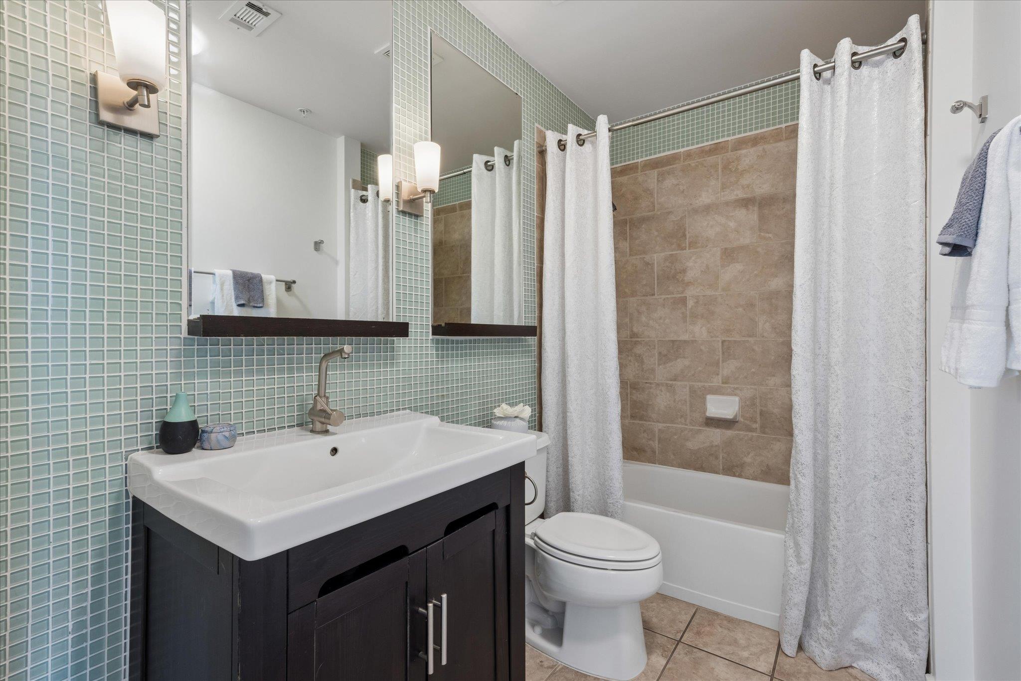 360 Nueces St #4202 Property Photo 22