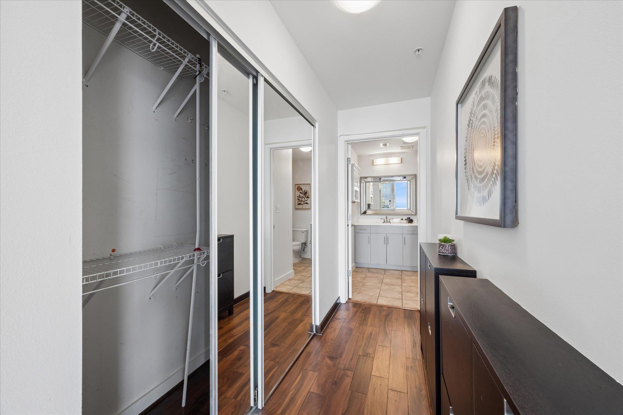 360 Nueces St #4202 Property Photo 23