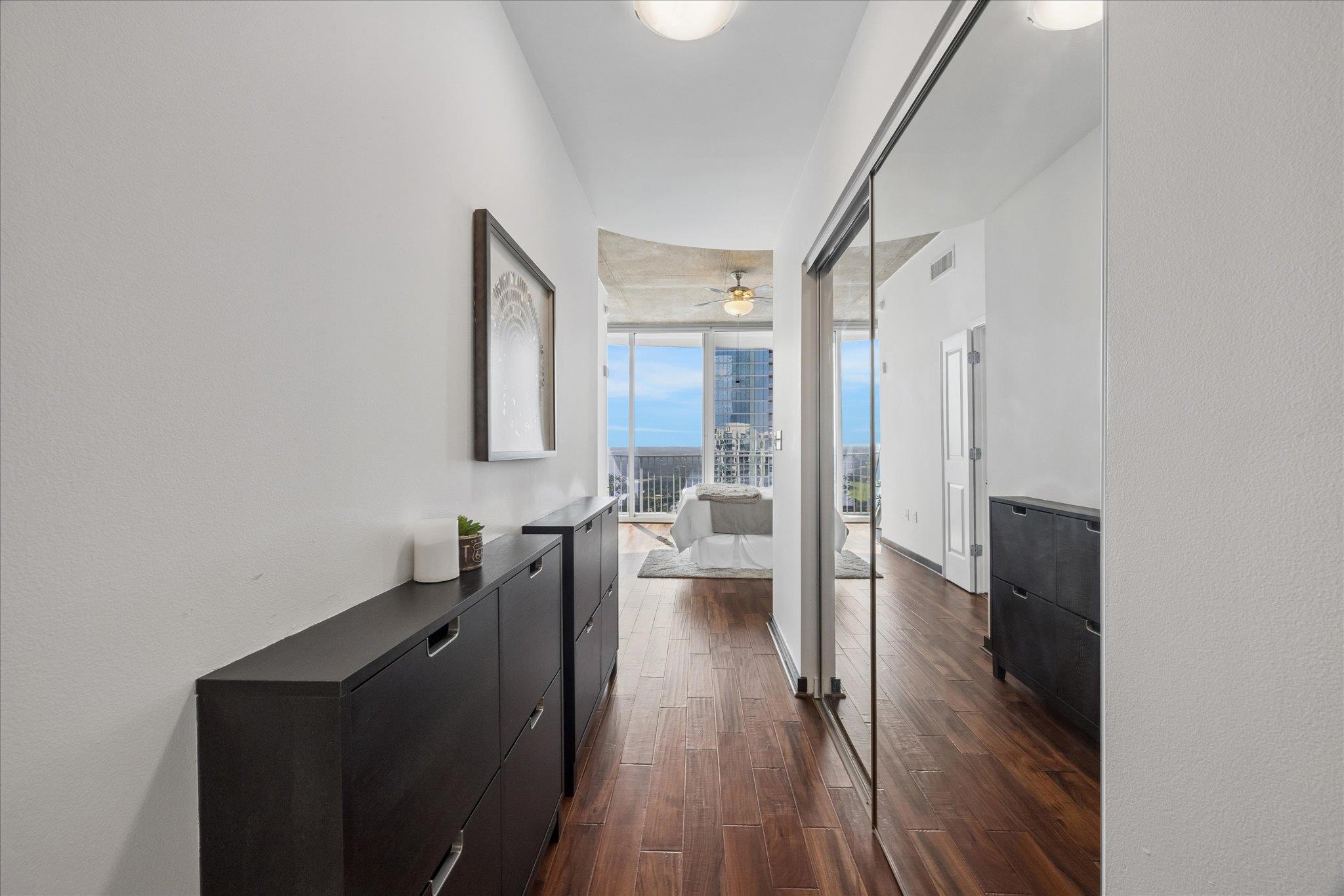 360 Nueces St #4202 Property Photo 24