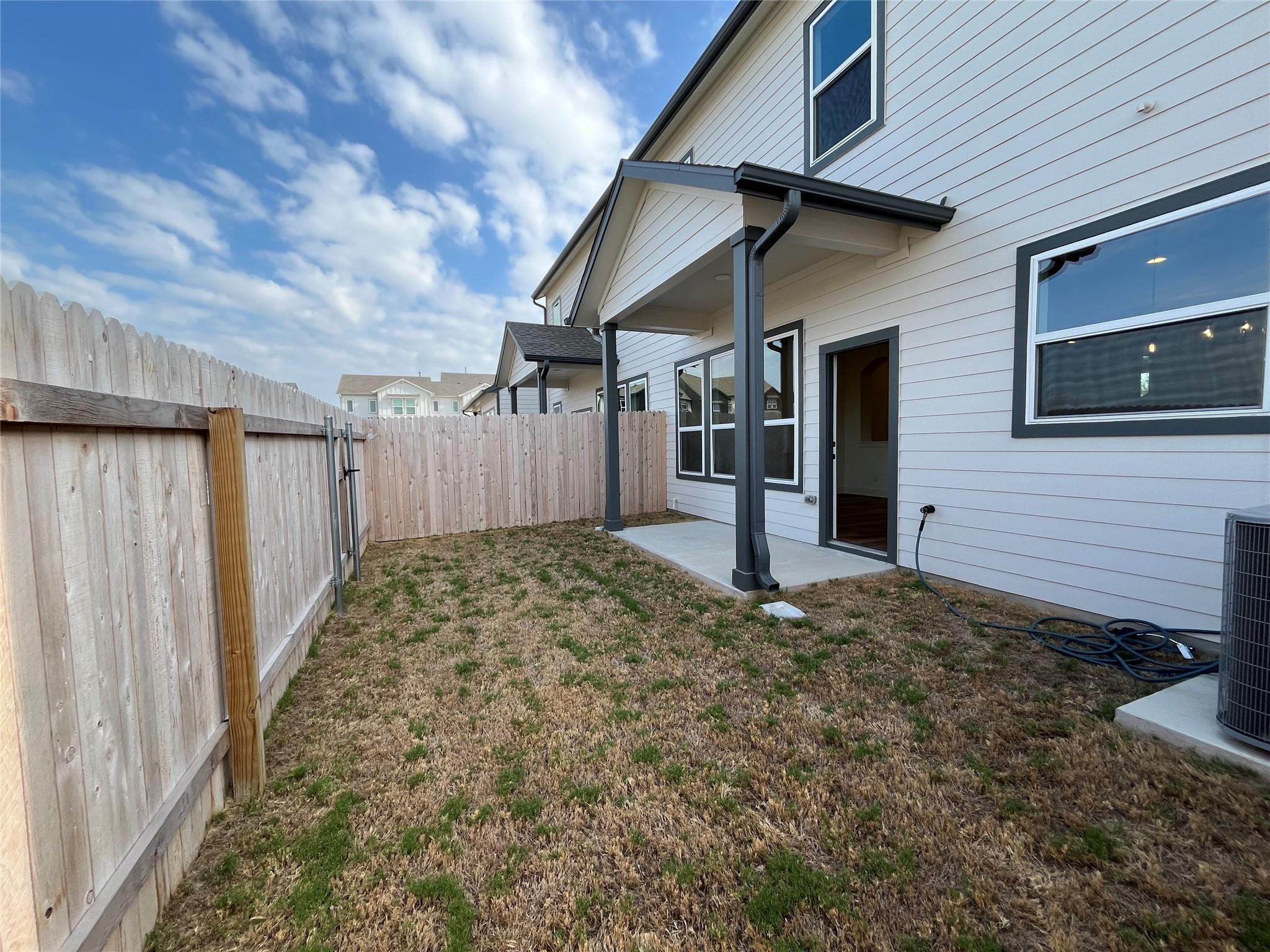 8611 Wellspring Loop Property Photo 21