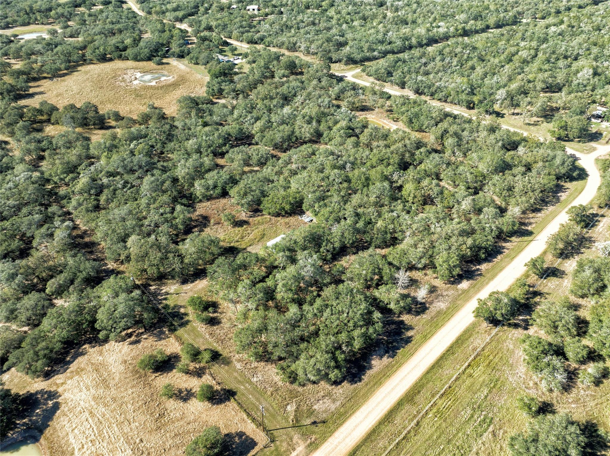143 Private Rd 1065 Property Photo 4