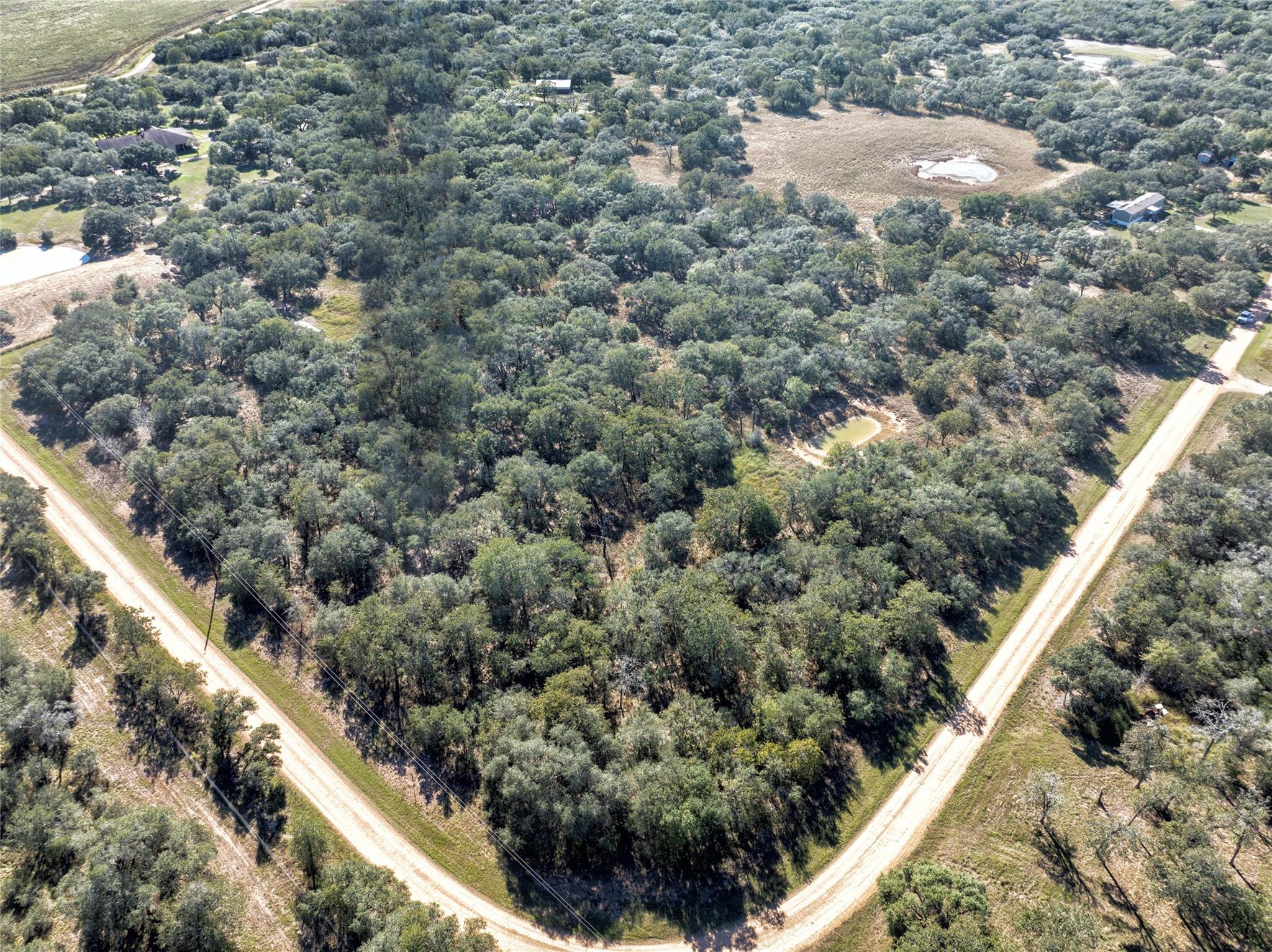 143 Private Rd 1065 Property Photo 5