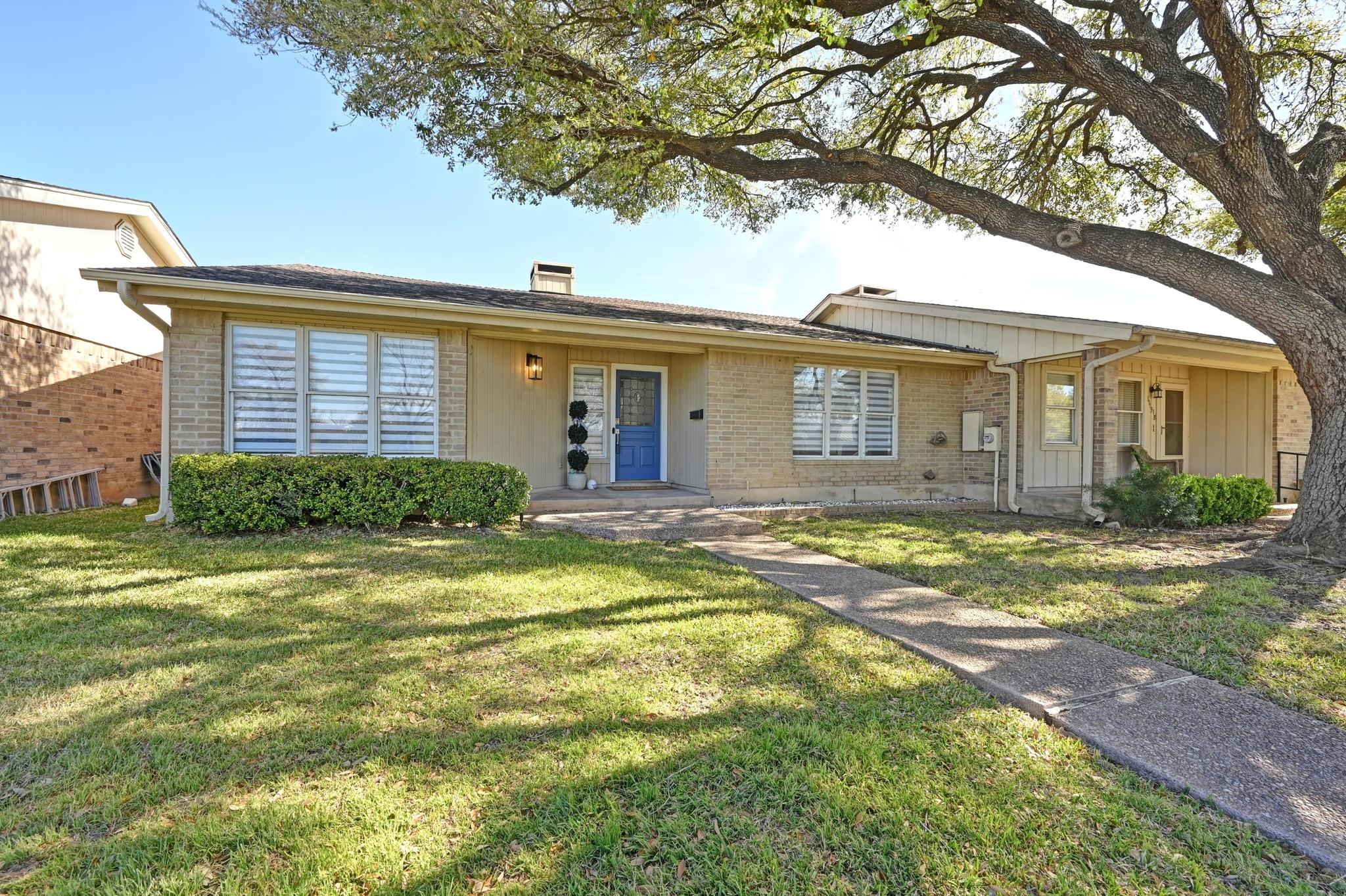 11131 Pinehurst Dr Property Photo