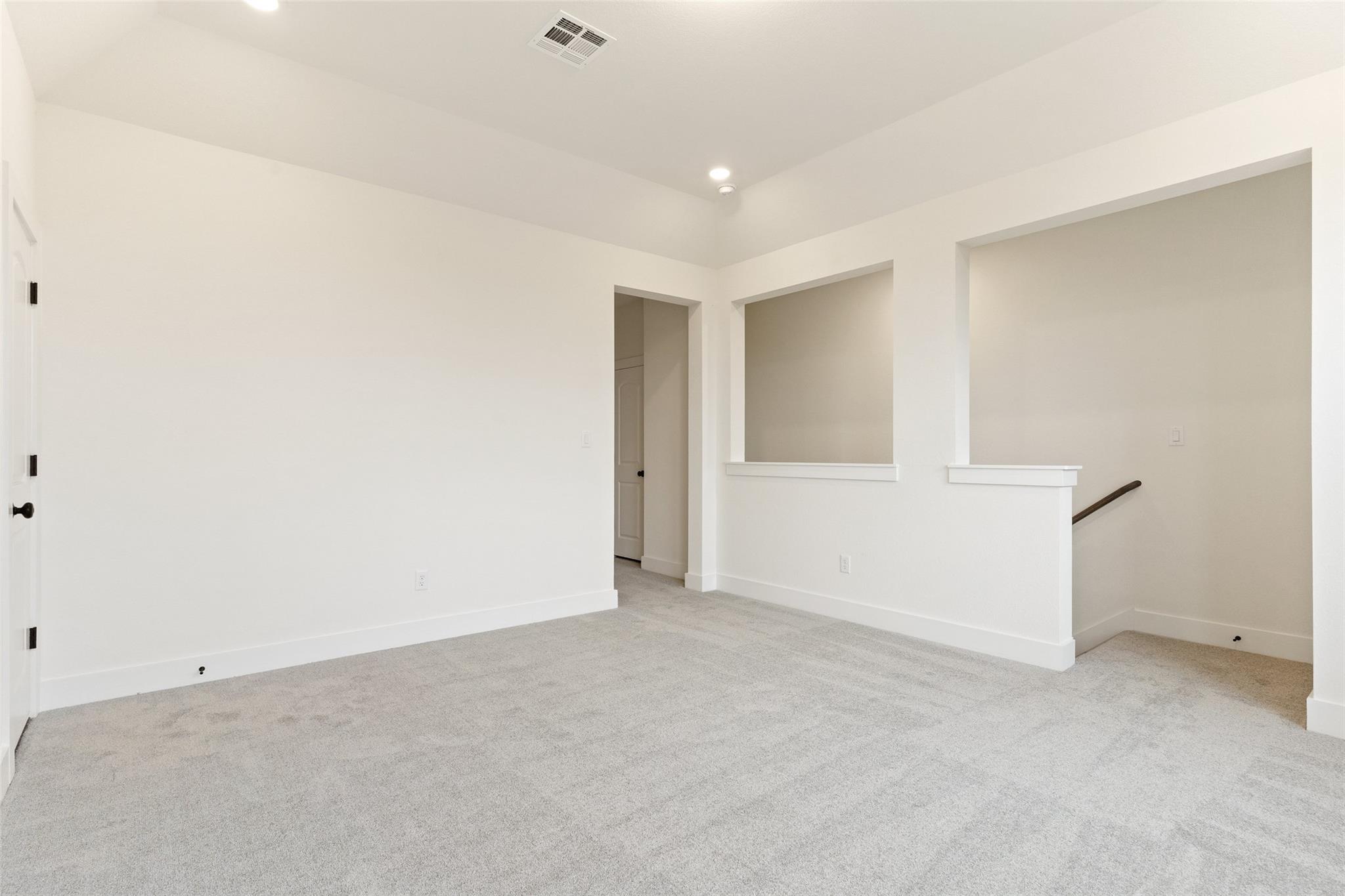528 Redding Way Property Photo 30